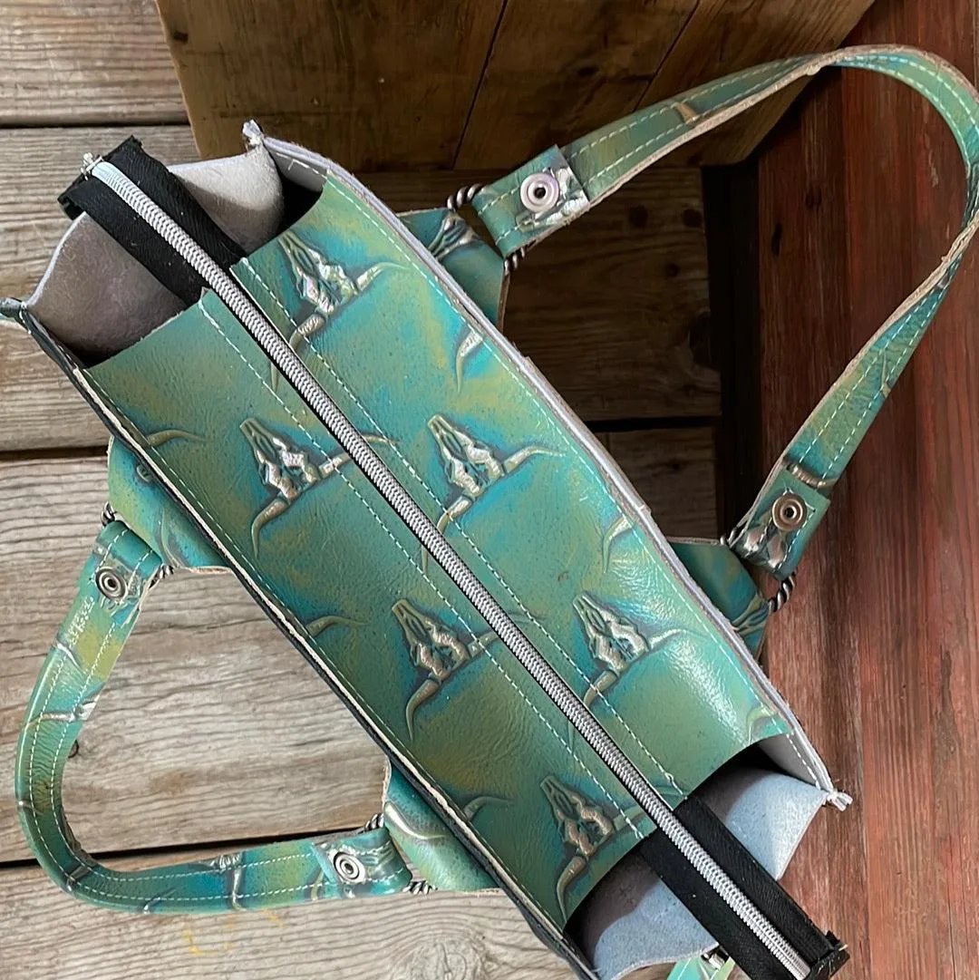 004 Minnie Pearl - Brindle w/ Margarita Skulls