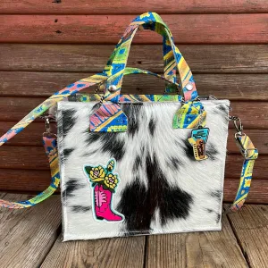 018 Minnie Pearl - Tricolor w/ Neon Trip Navajo