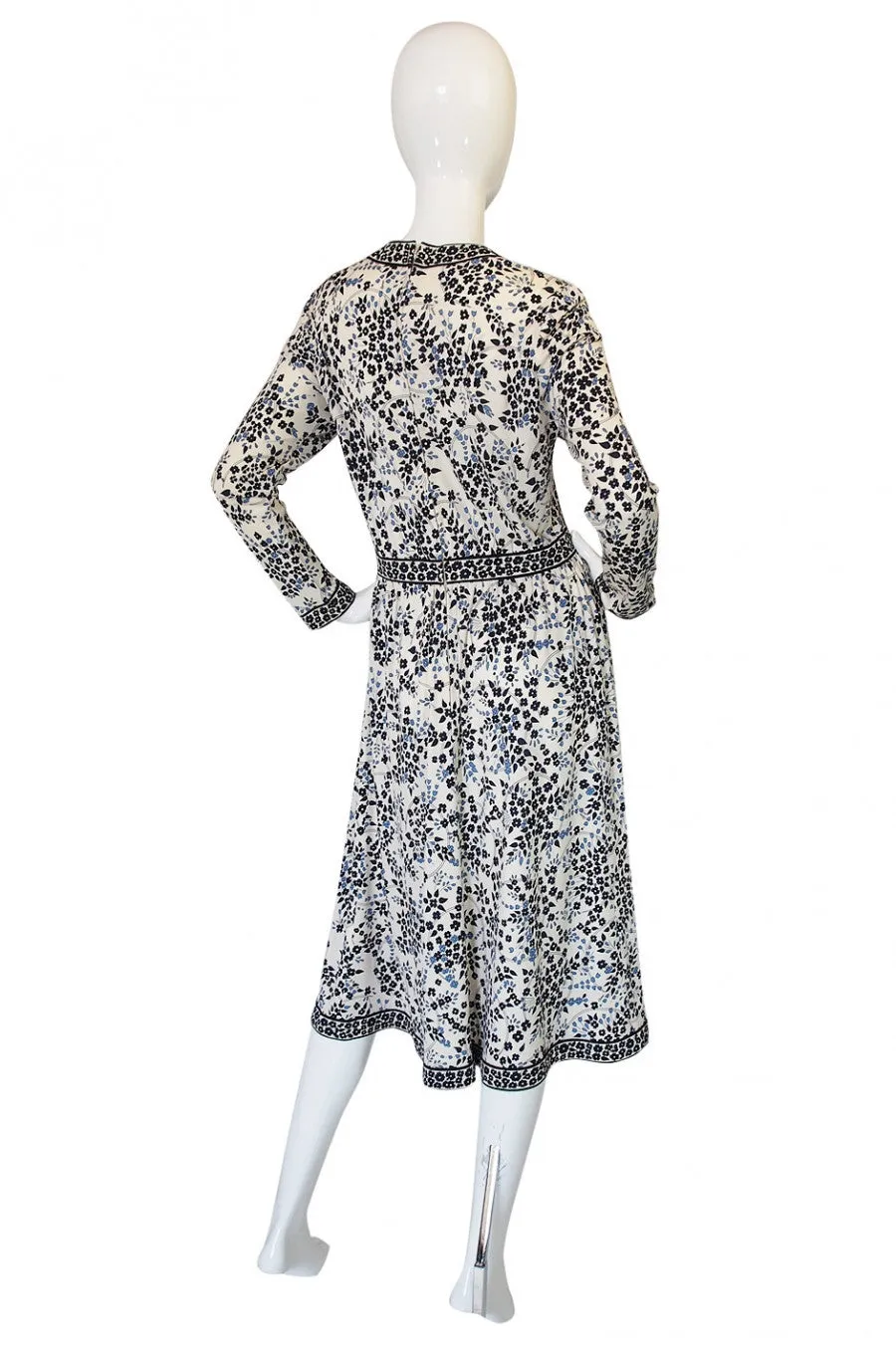 1970s Bessi White & Blue Print Dress