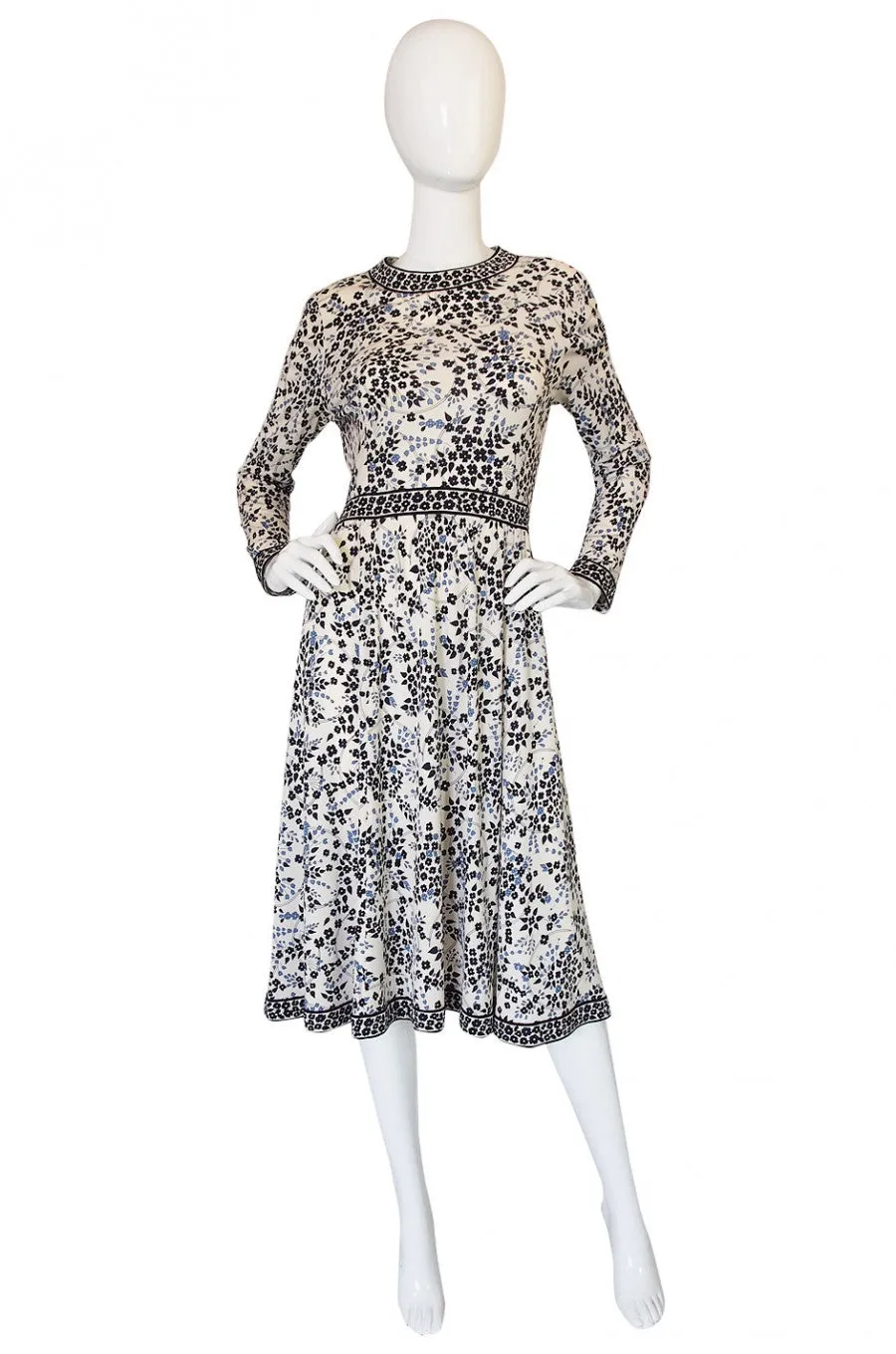 1970s Bessi White & Blue Print Dress