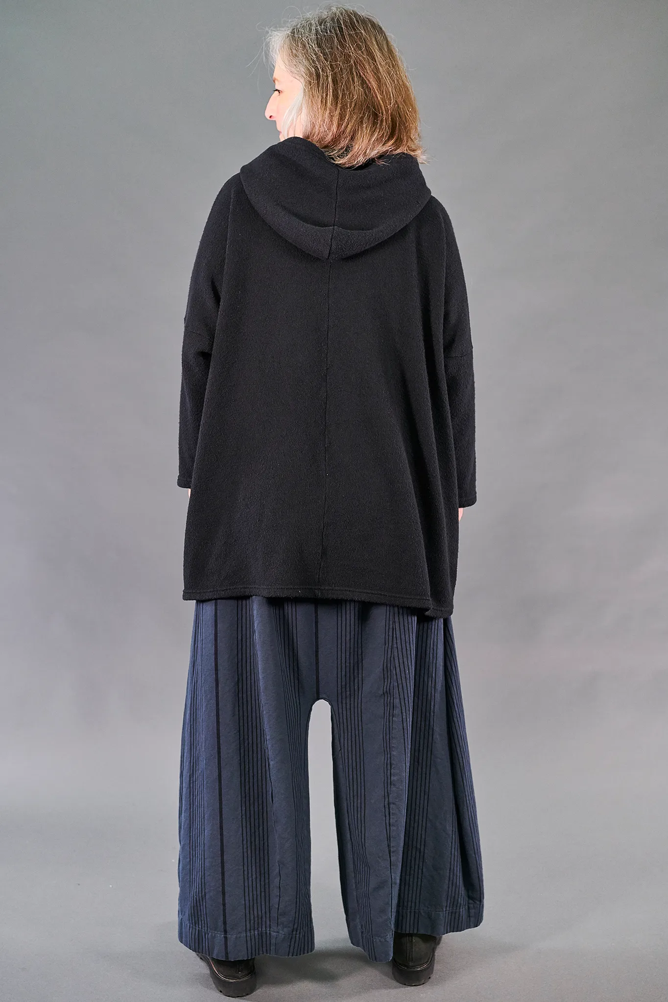 5271 Weekend Pullover-Black-U