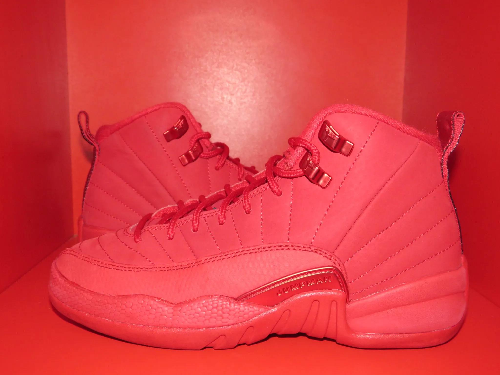 Air Jordan 12 Retro “Gym Red”