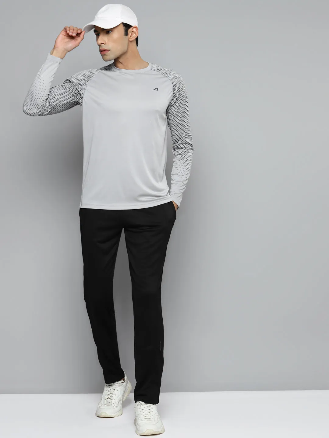 Alcis Men Grey Slim Fit Training or Gym T-shirt