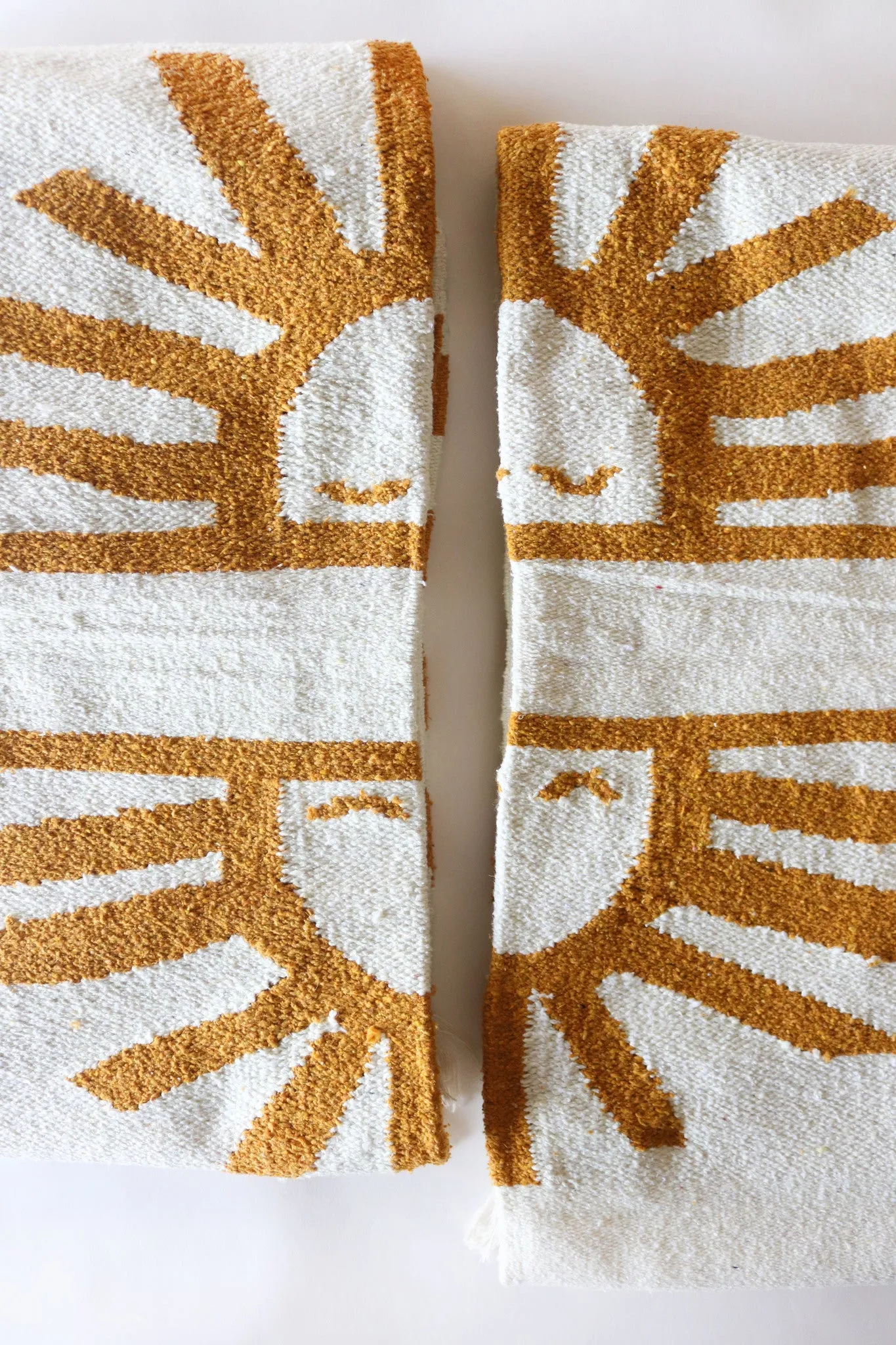 Amigas Del Sol // Handwoven Blanket