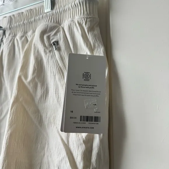 Athleta Trekkie Skort Skirt Magnolia White NWT 16