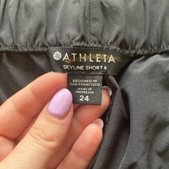 Athleta Skyline Short II