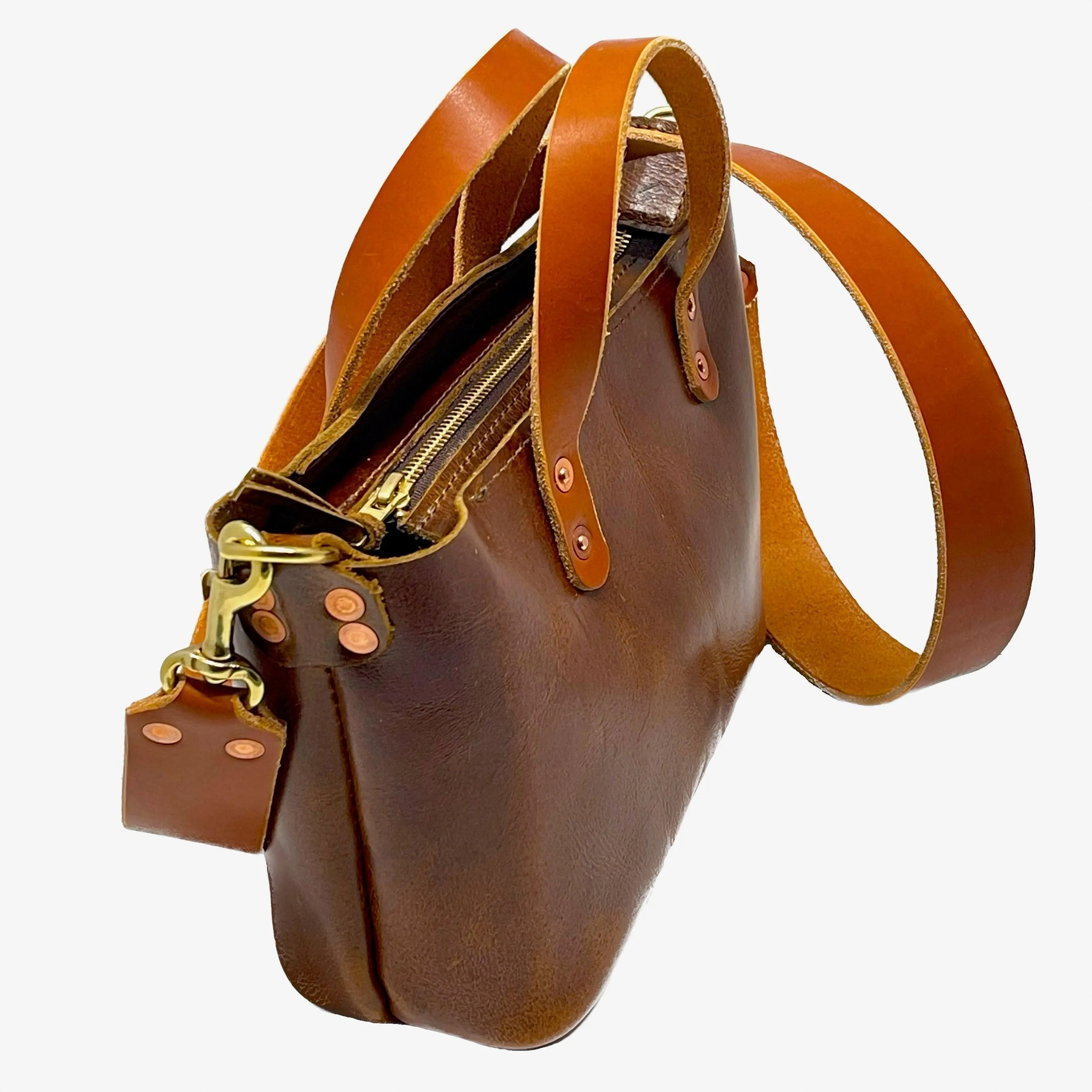 Bella Leather Crossbody Bag in Cognac