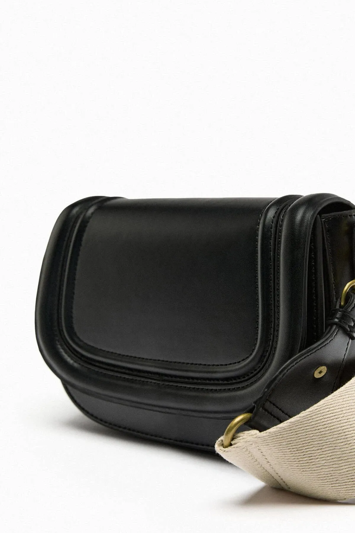 Black Cindy Crossbody Bag