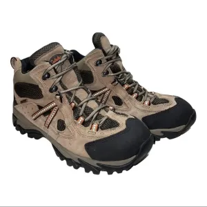 Cabela's Man Hiking Shoes Size 8 !