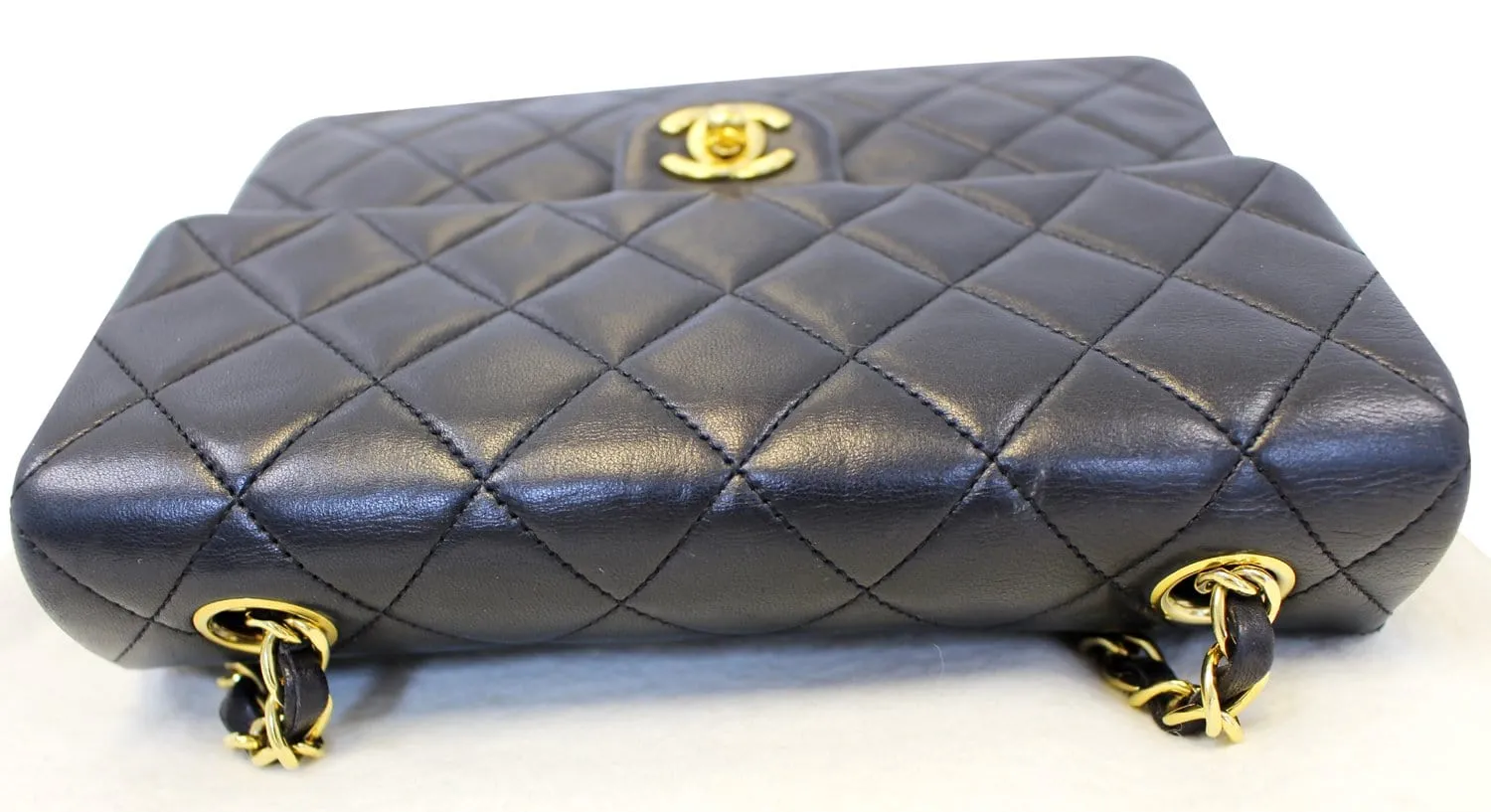CHANEL Black Leather CC Classic Flap Shoulder Crossbody Bag