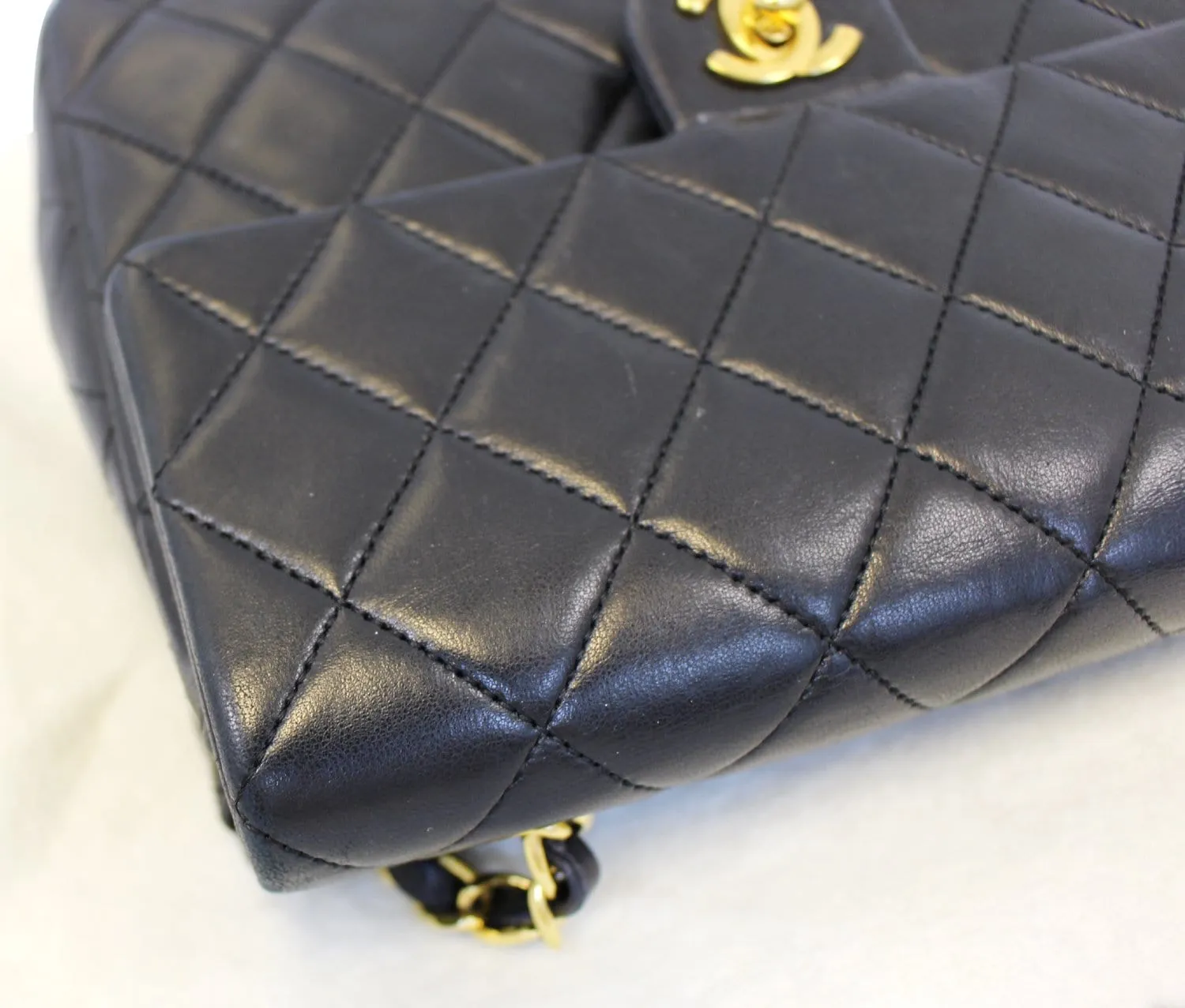 CHANEL Black Leather CC Classic Flap Shoulder Crossbody Bag