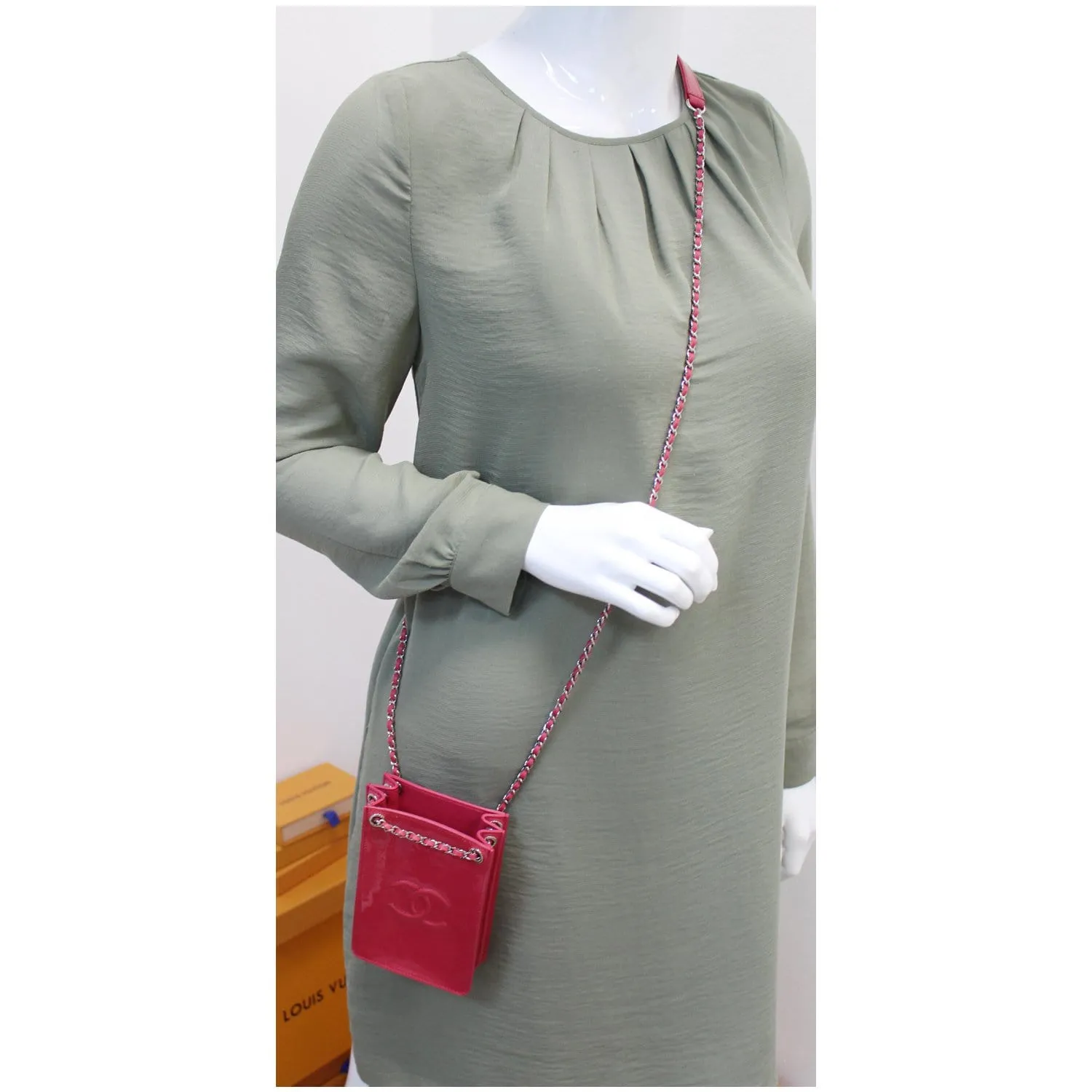 CHANEL O-Phone Holder Patent Leather Crossbody Bag Red - 15% OFF