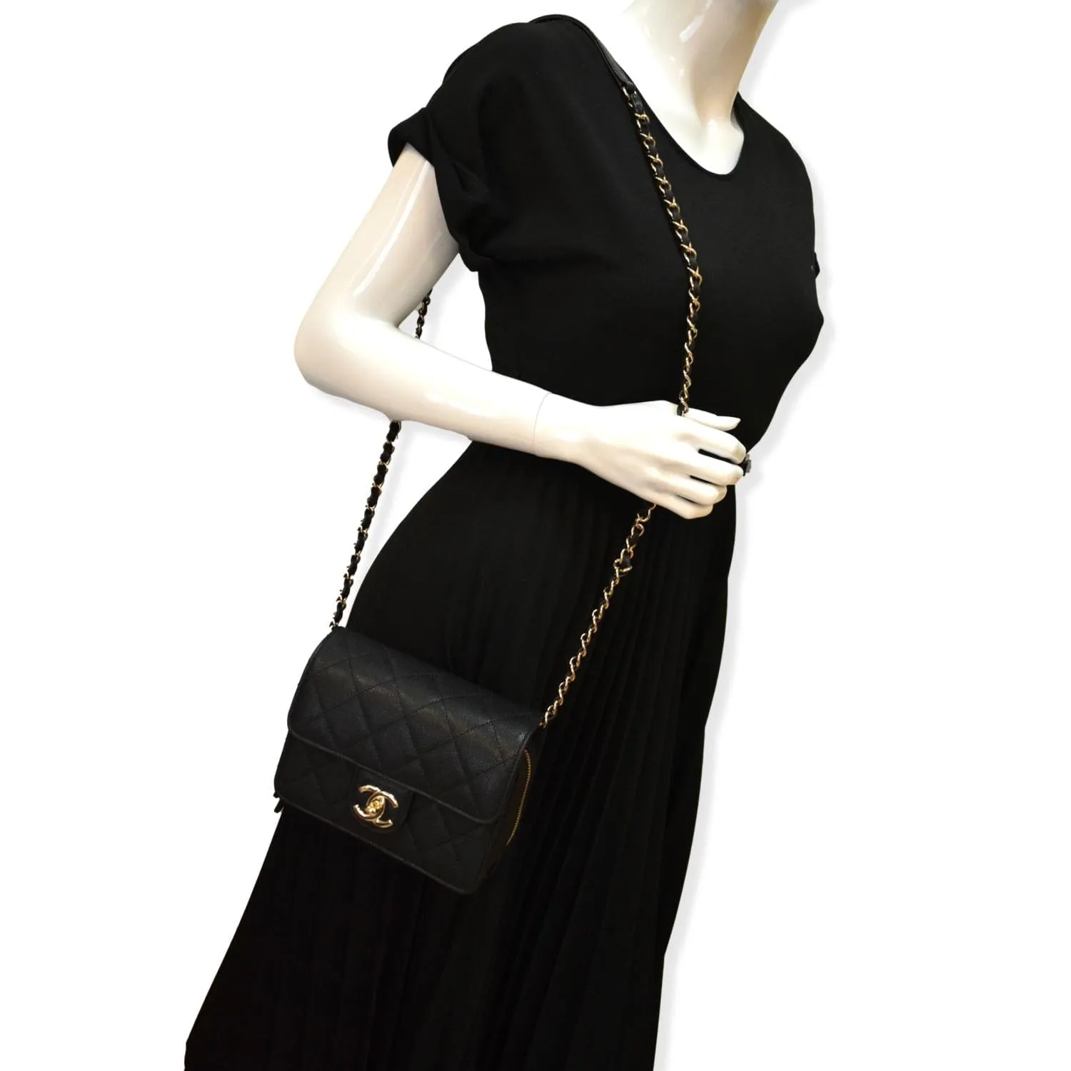 CHANEL Quilted Caviar Like A Flap Wallet Shoulder Bag Black