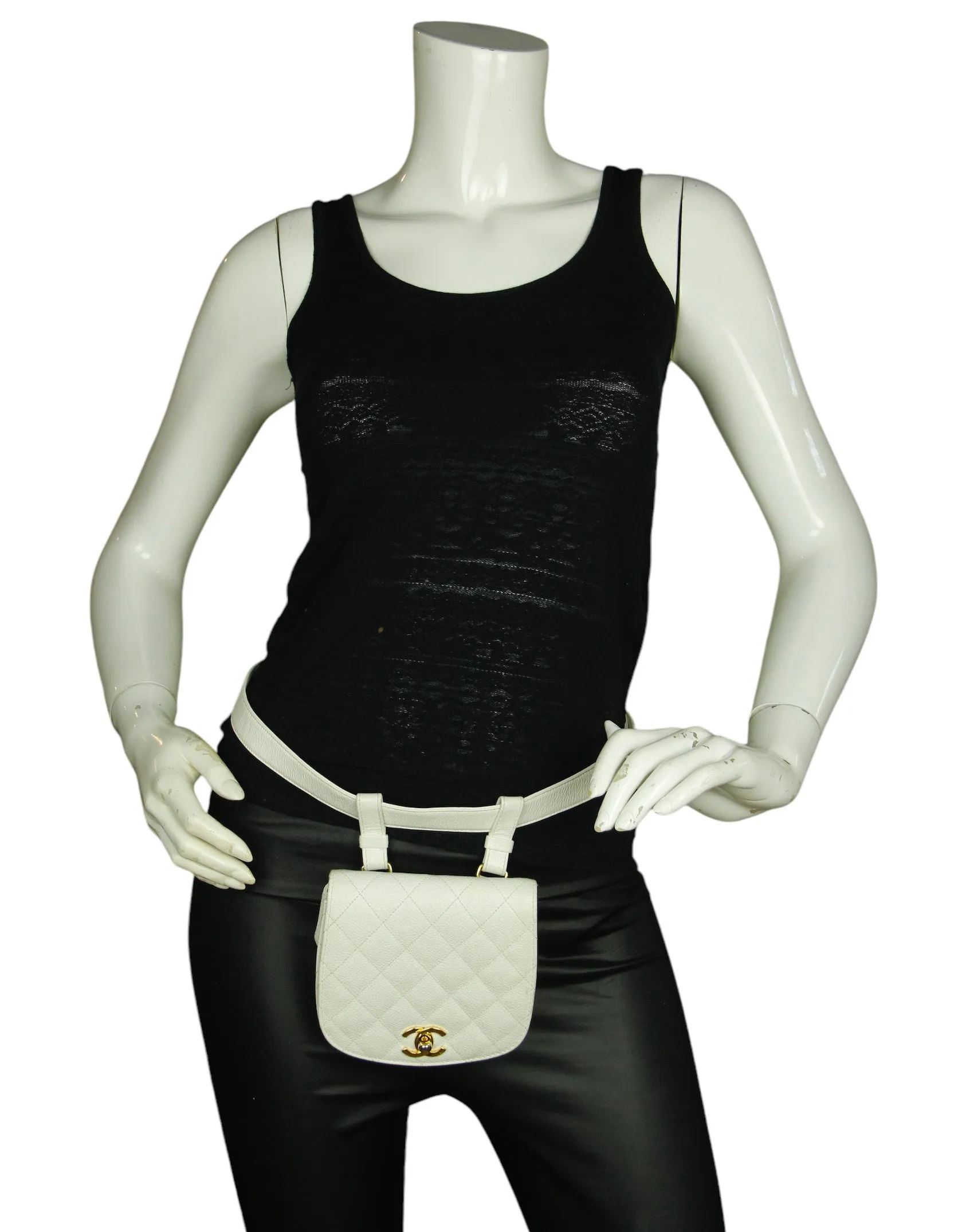 Chanel Vintage 1990s WhiteCaviar Leather Quilted Belt Bag sz 85/34"