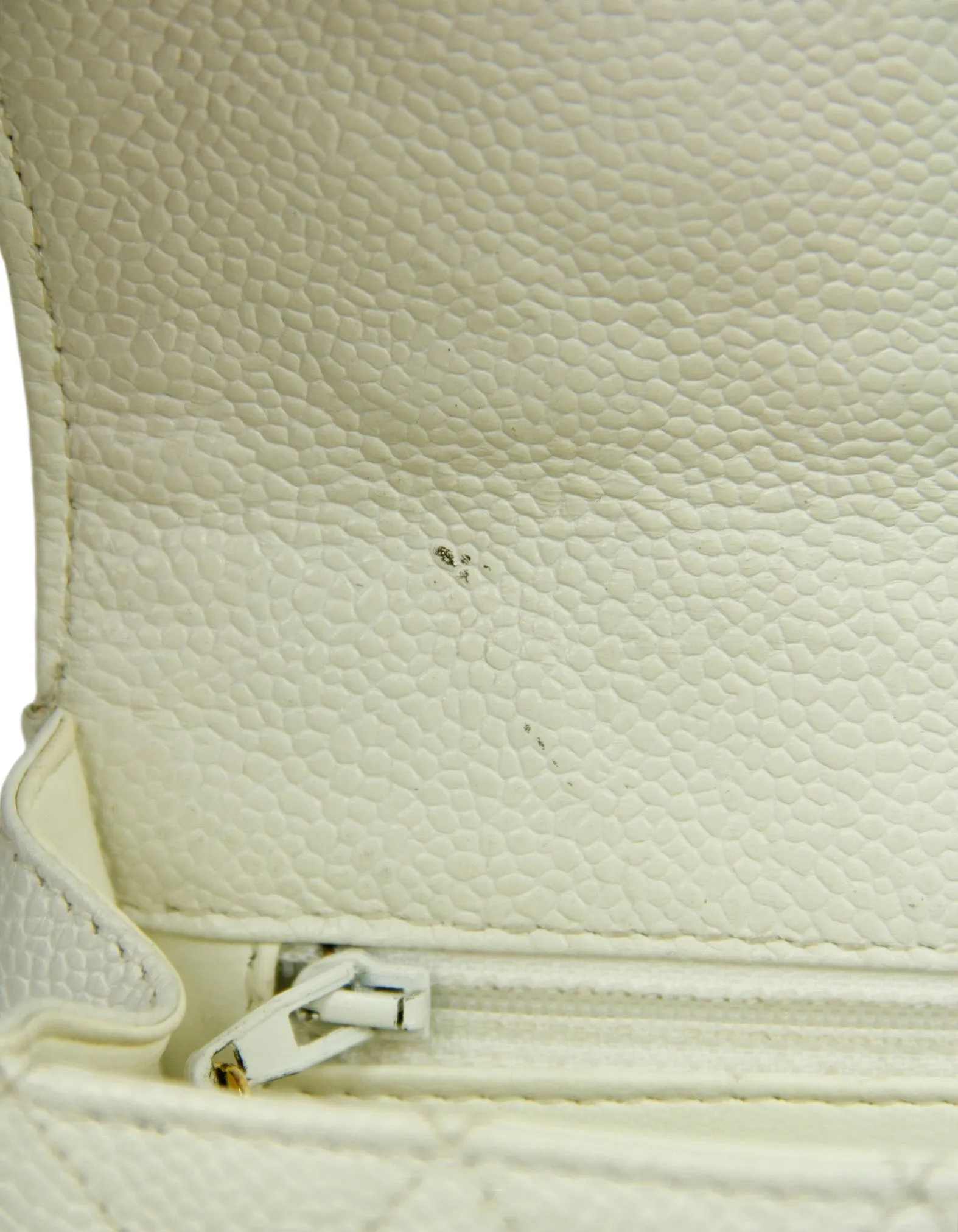 Chanel Vintage 1990s WhiteCaviar Leather Quilted Belt Bag sz 85/34"