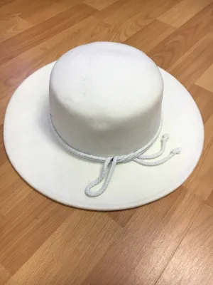 Cream with cream rope