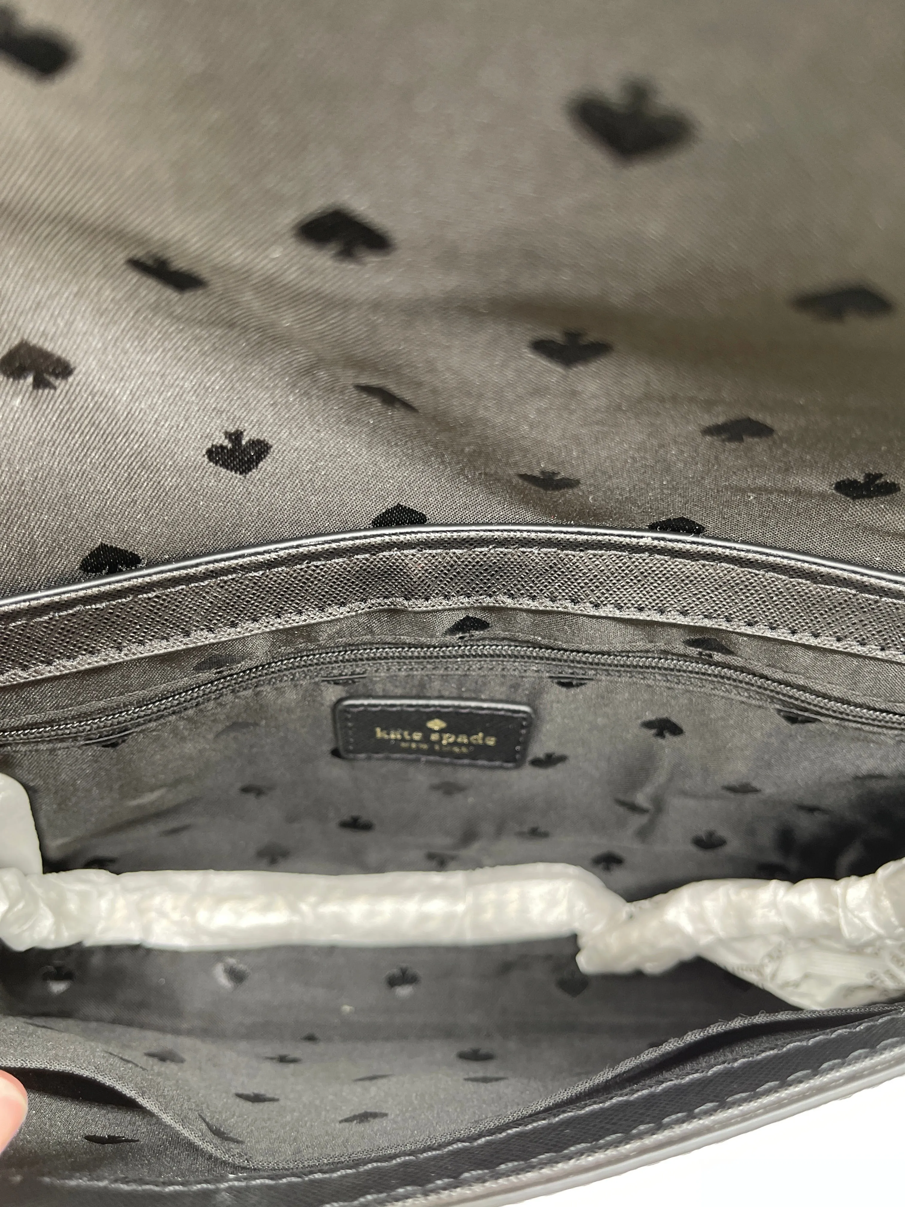 Crossbody Designer By Kate Spade, Size: Medium