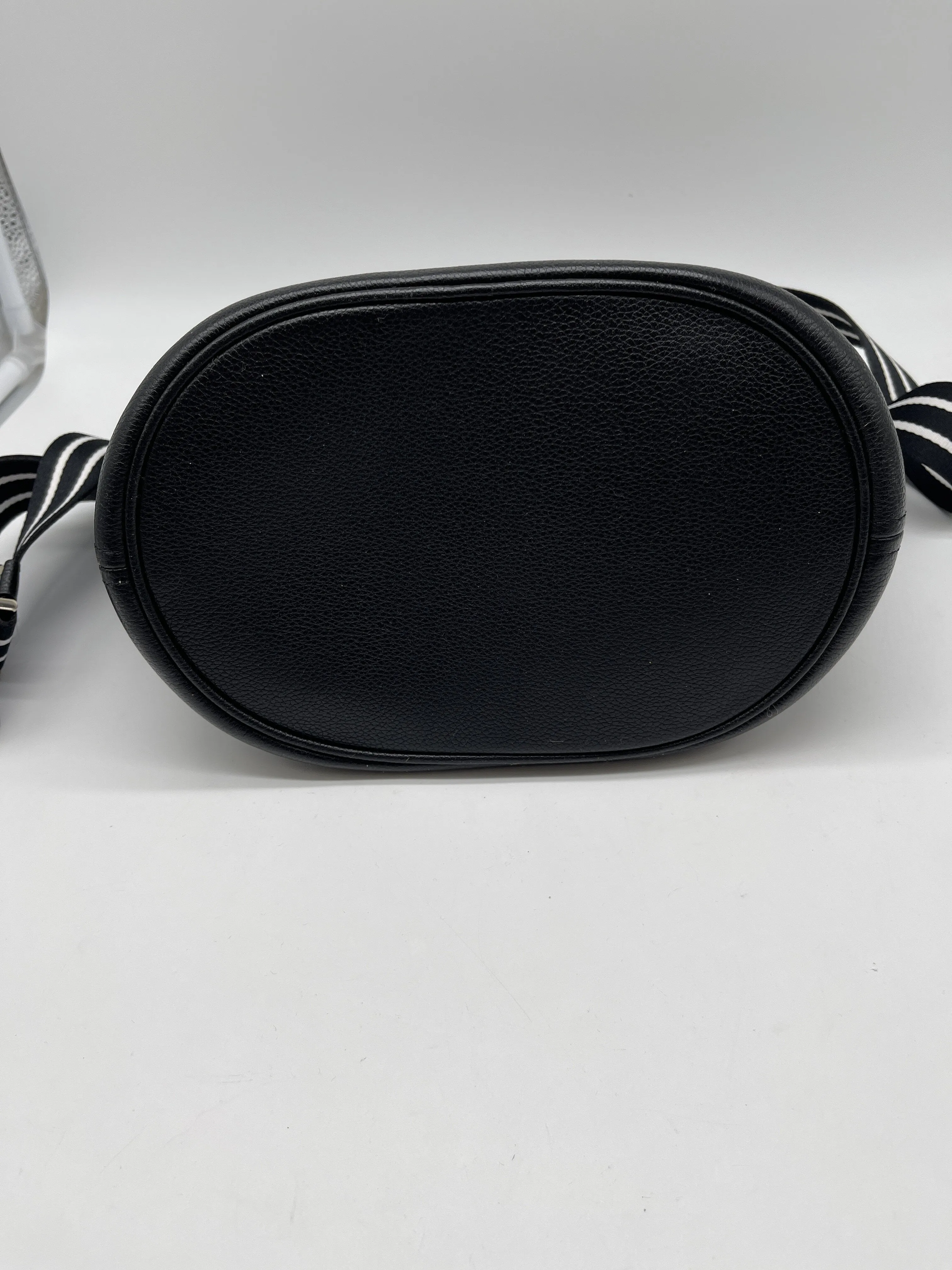 Crossbody Designer By Kate Spade  Size: Medium