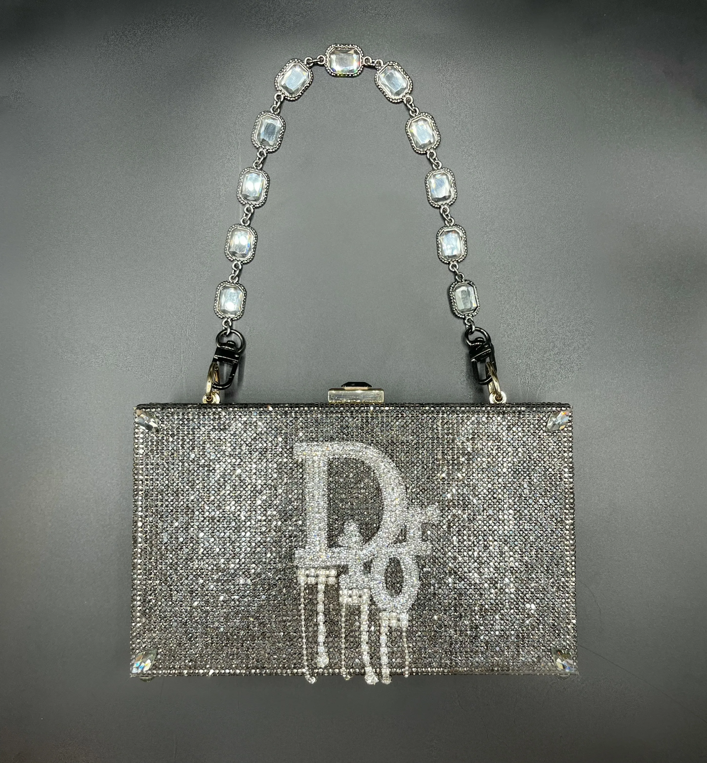 Dripping Diamonds