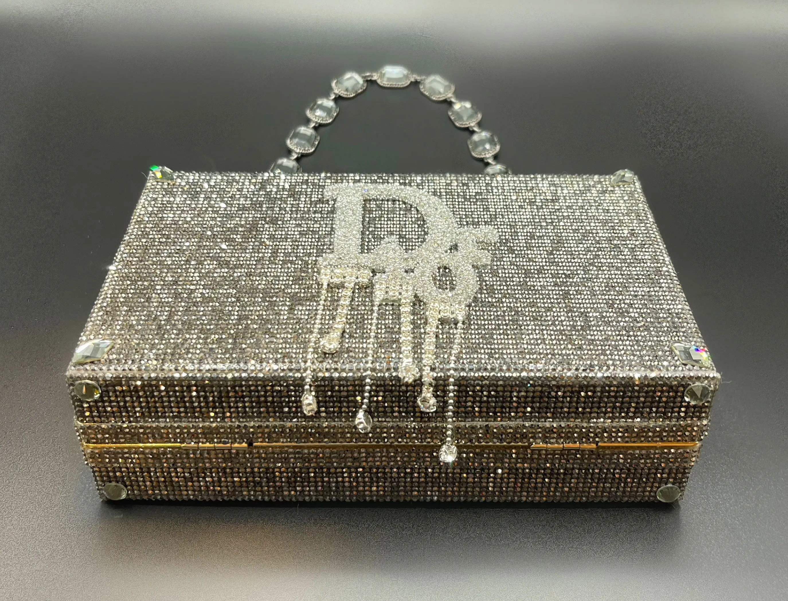 Dripping Diamonds