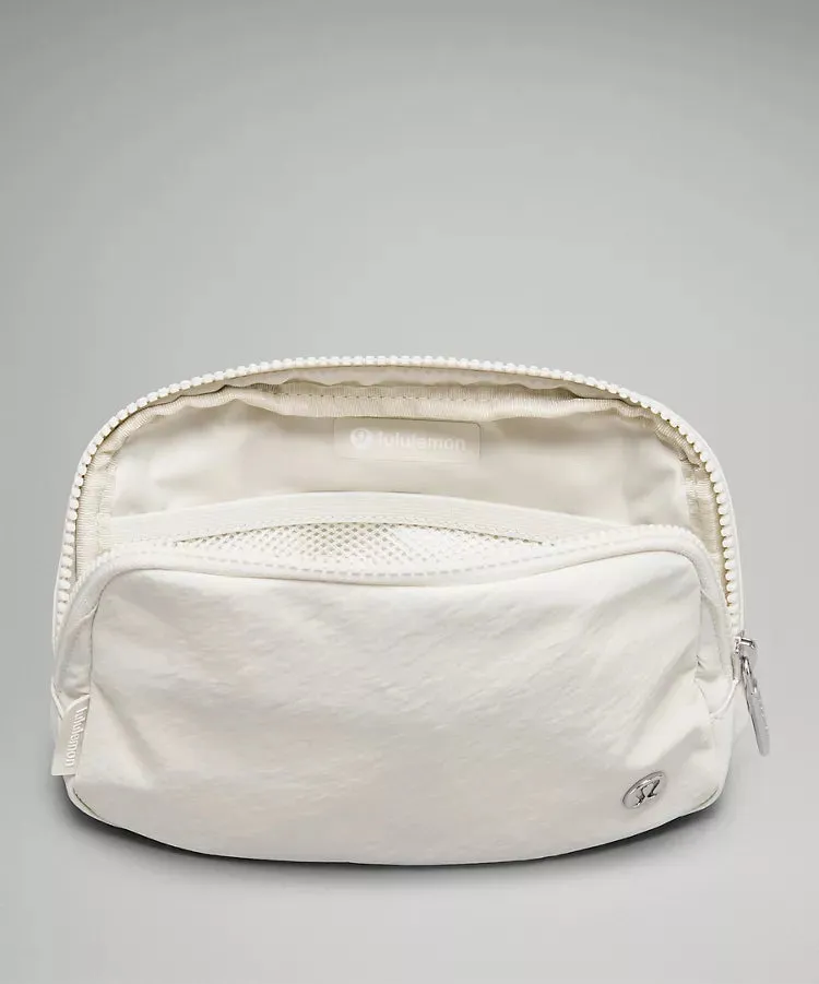Everywhere Belt Bag 1L