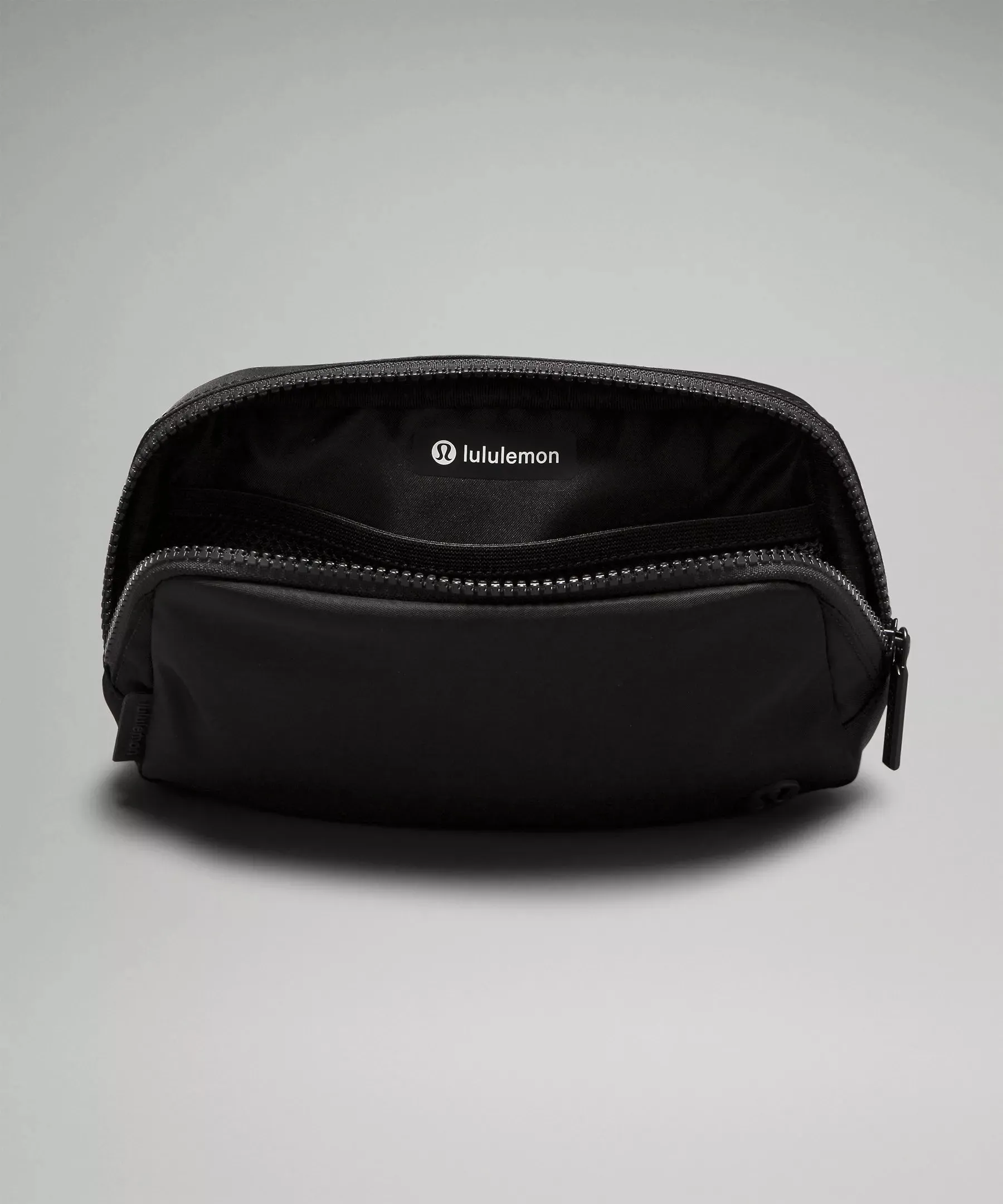 Everywhere Belt Bag 1L
