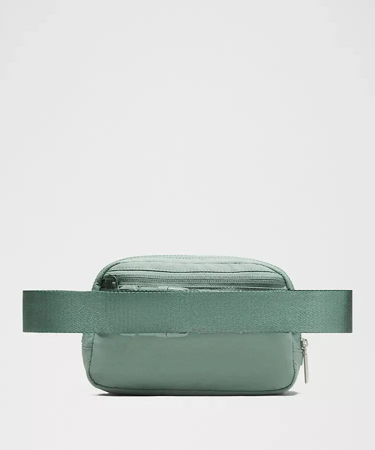 Everywhere Belt Bag 1L