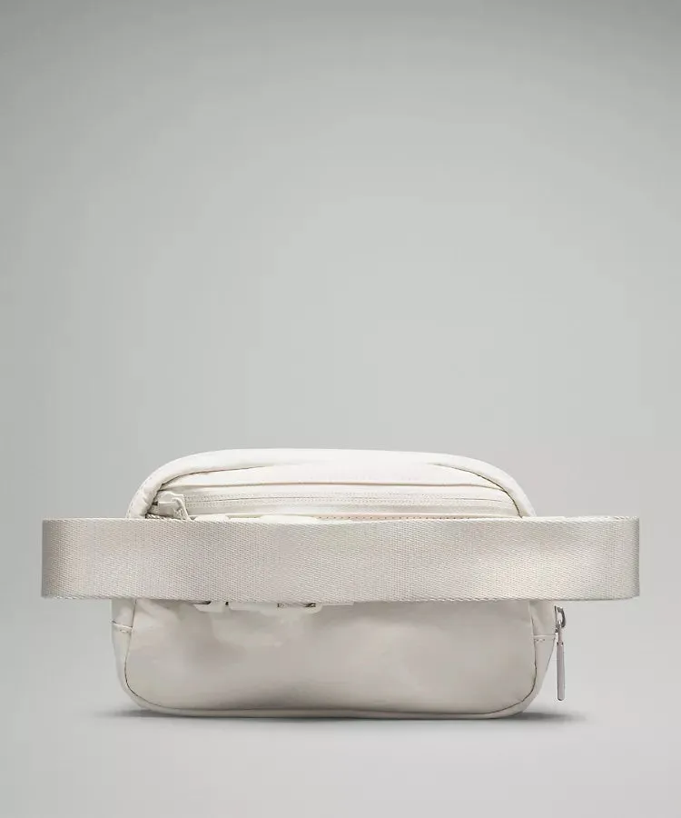 Everywhere Belt Bag 1L