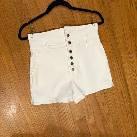 GRLFRND The Brynn Short in Hot Sugar High Rise Sailor Button Fly Spring Summer