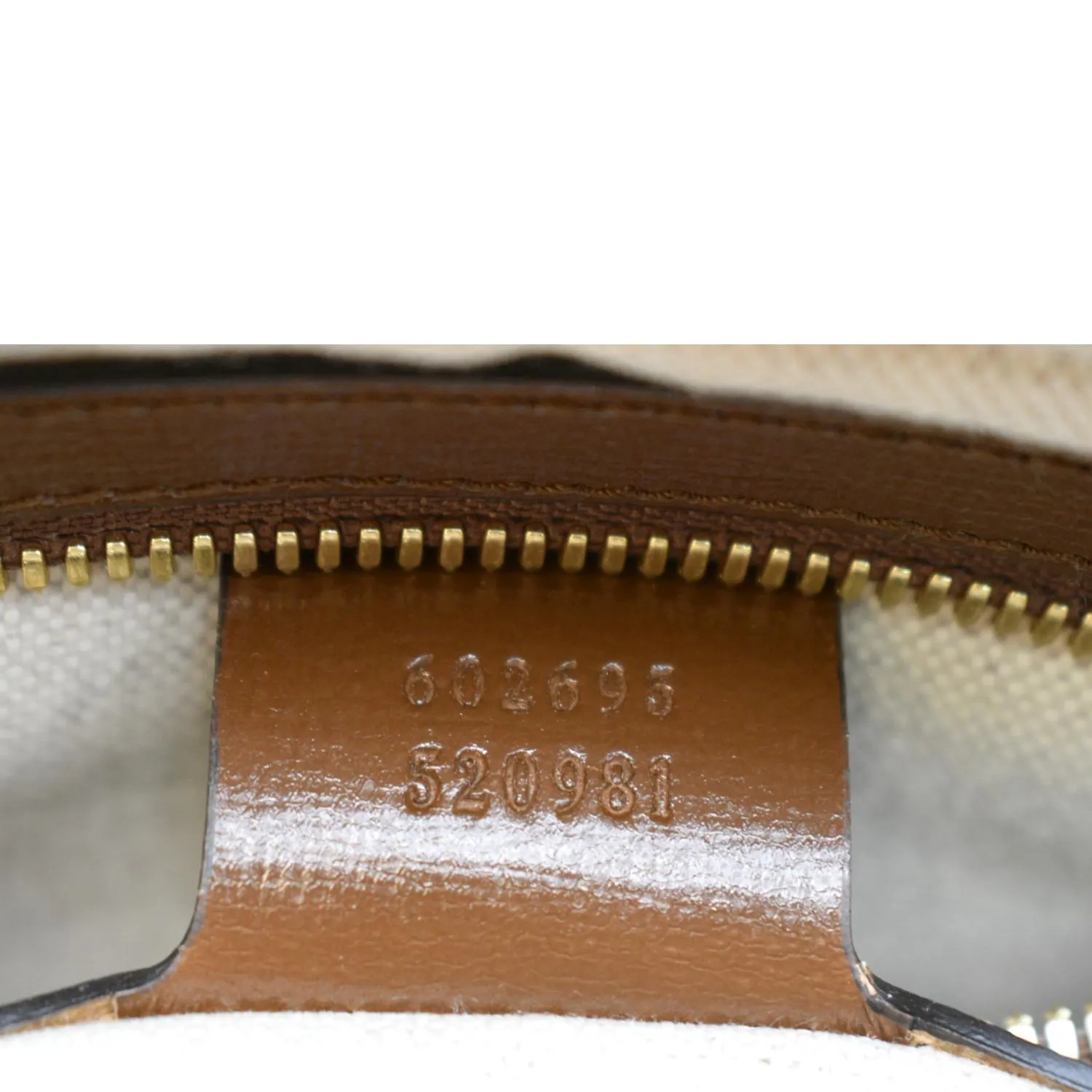 GUCCI Fake/Not GG Supreme Canvas Belt Bag Beige 602695