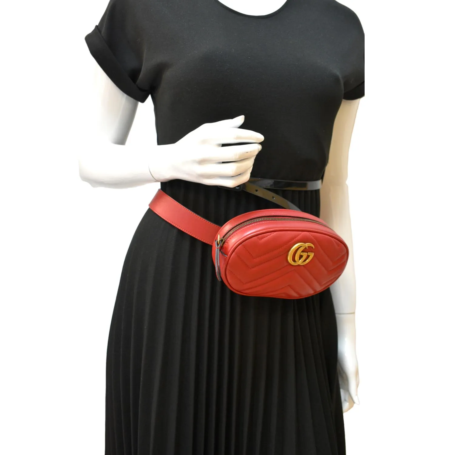 GUCCI GG Marmont Matelasse Leather Belt Bag Red 476434
