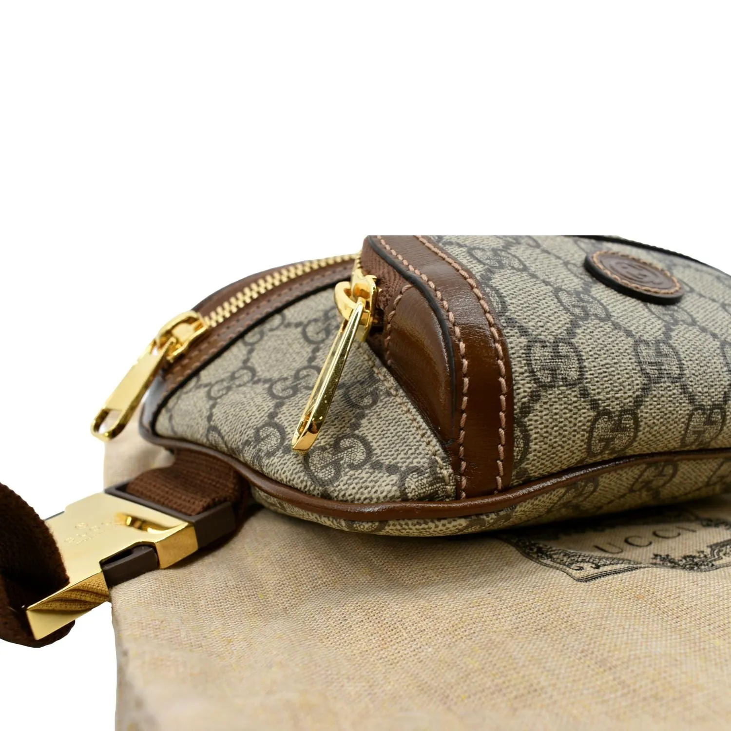 GUCCI Interlocking G Supreme Canvas Belt Bag Beige 682933