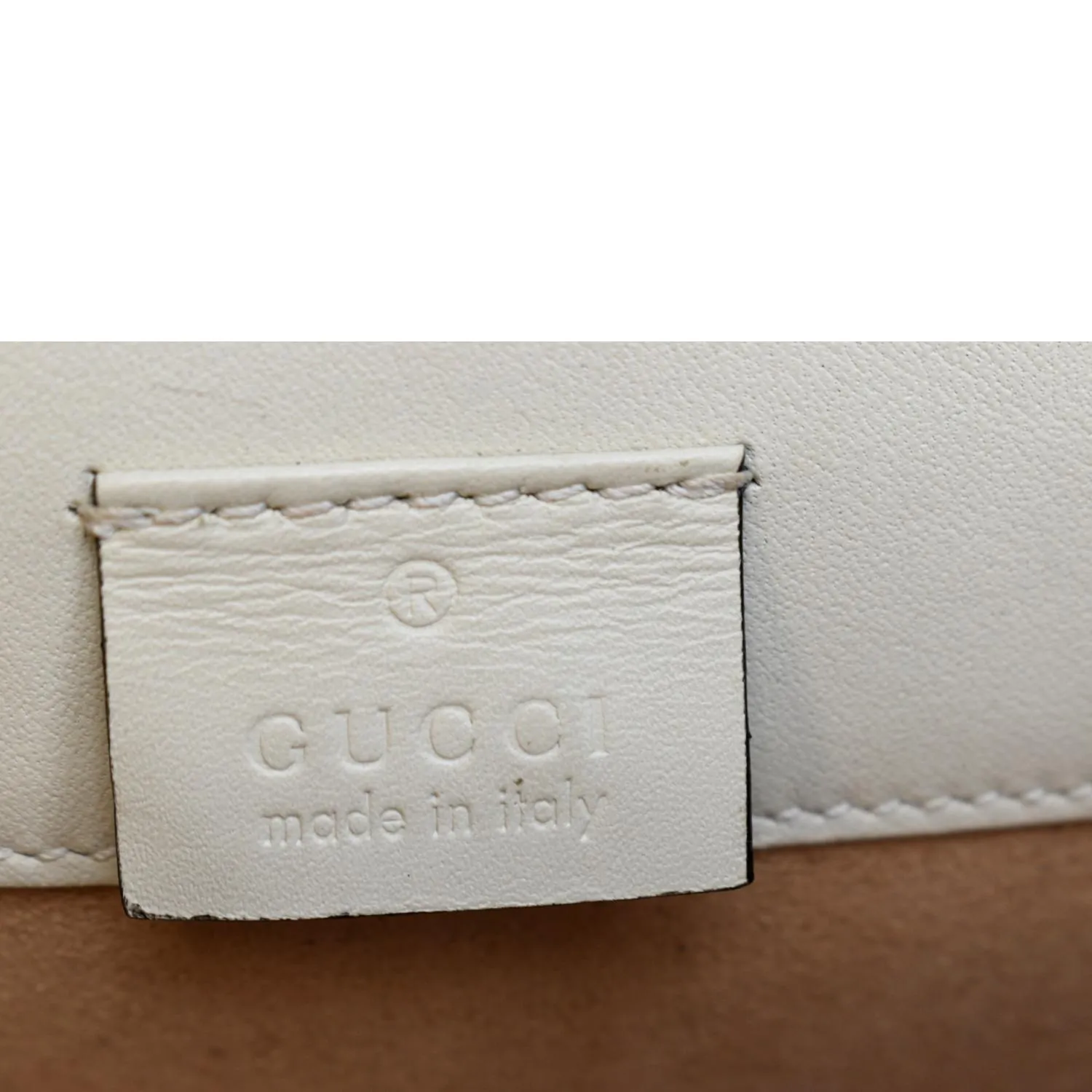 GUCCI Sylvie Super Mini Leather Crossbody Bag White 494646