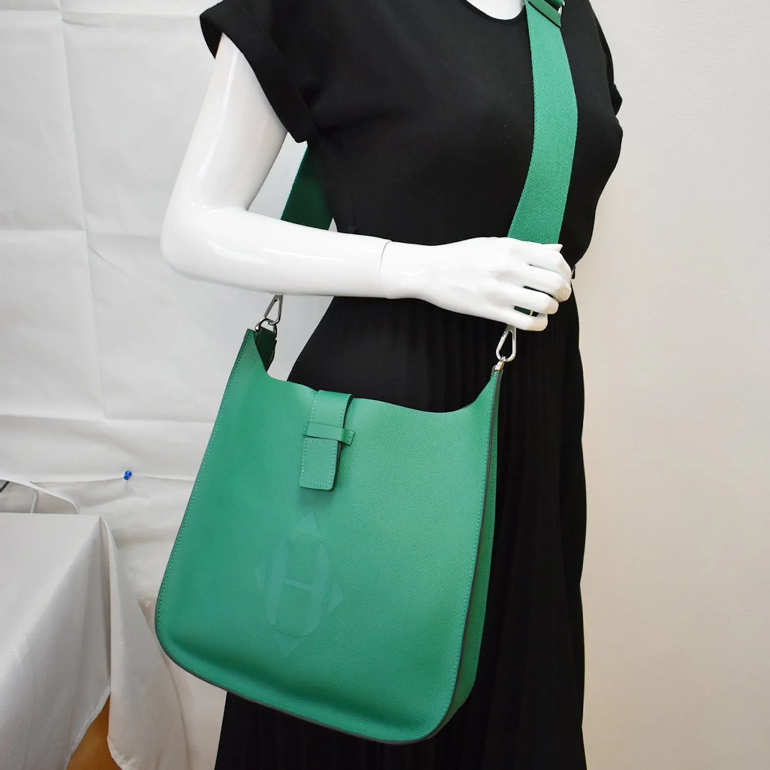 HERMES Evelyne Sellier 29 Epsom Leather Crossbody Bag Vert Vertigo
