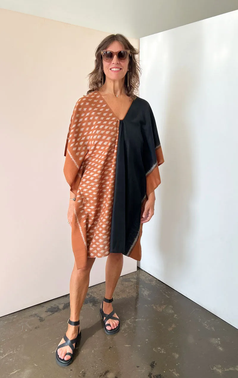 Ikat caftan short in terracotta
