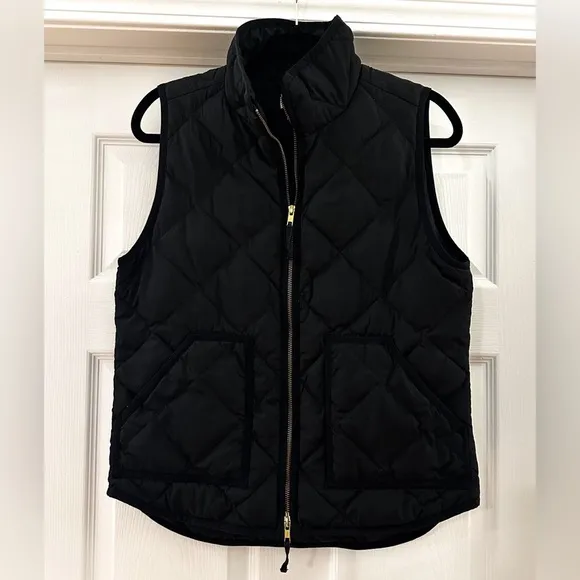 J. Crew Quilted Full Zip Down Vest black sz Small