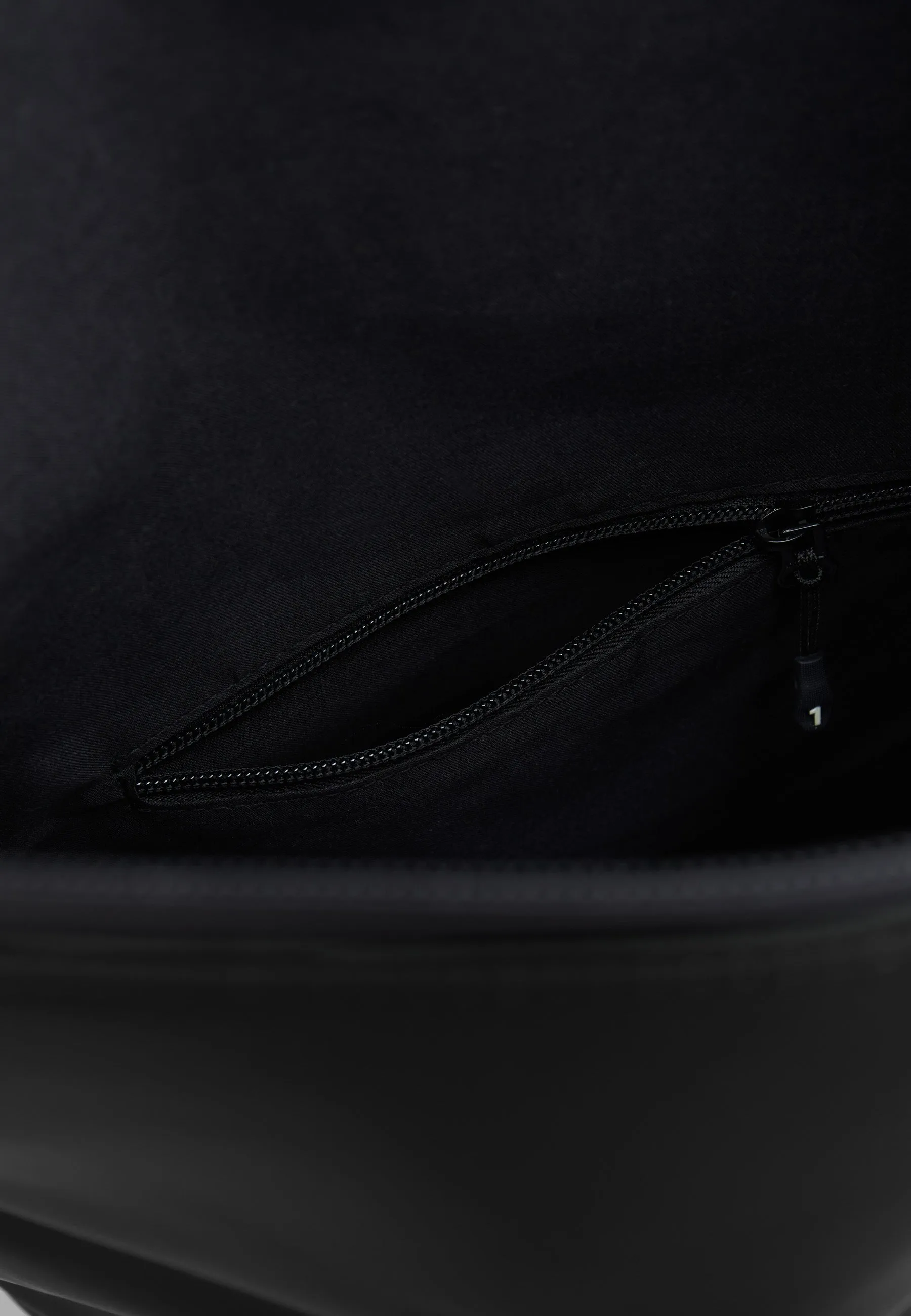 JACK1T Roll Top Backpack - 16l