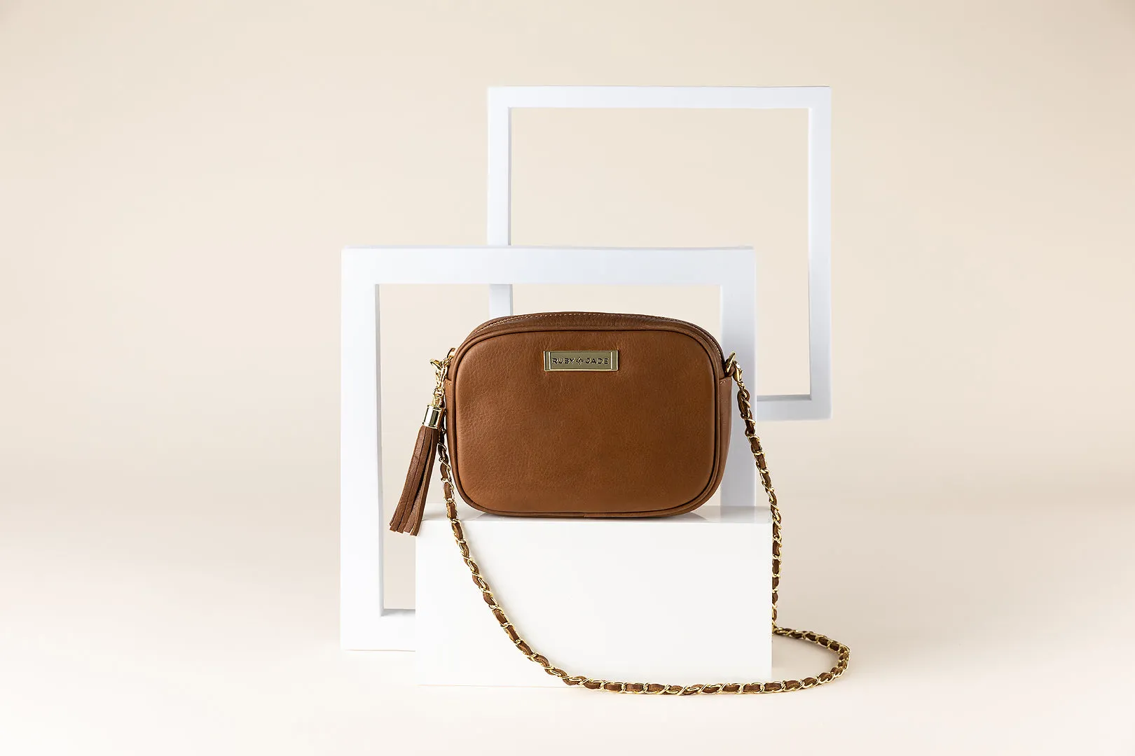 Lily - (Leather) Old English Brandy & Gold