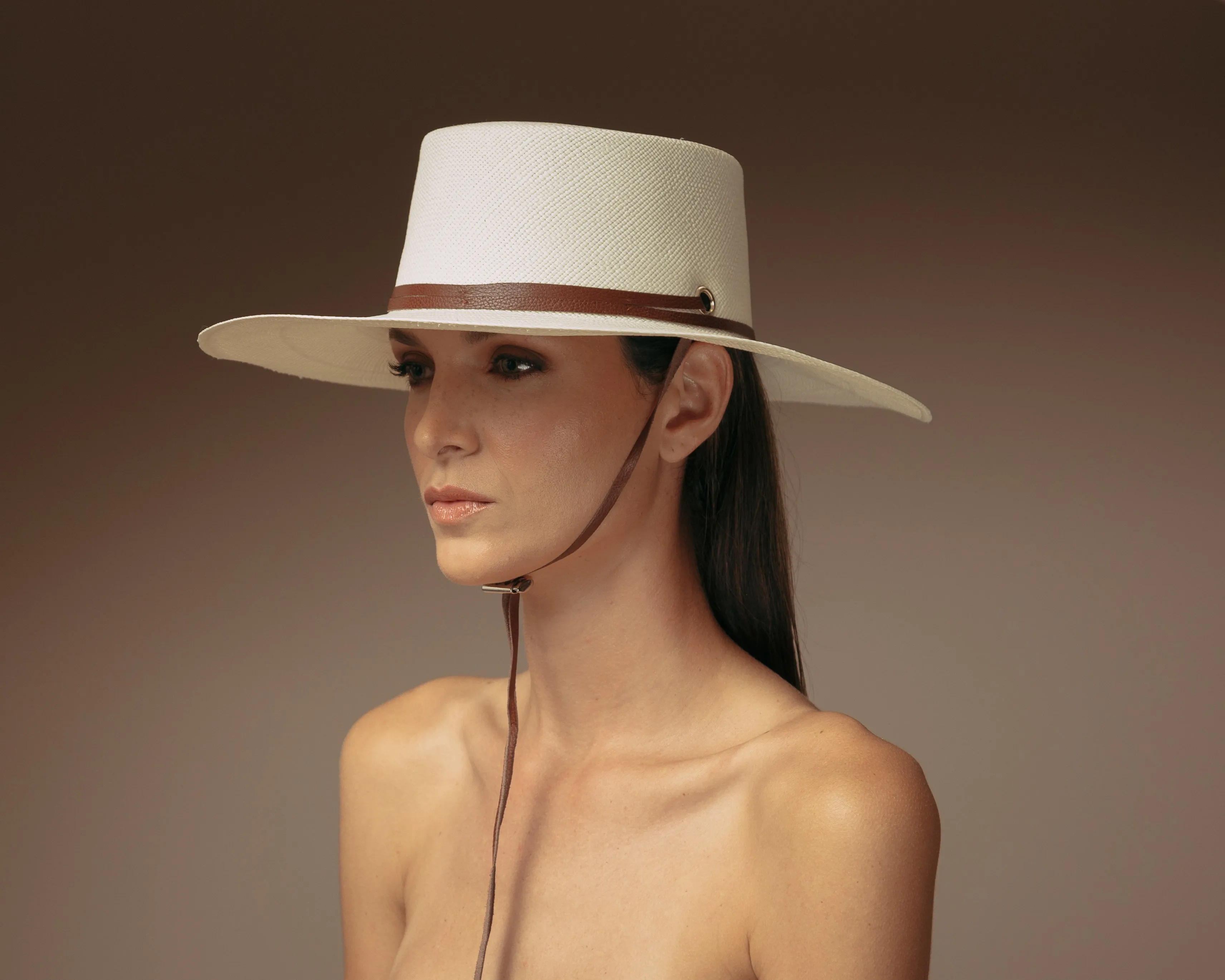 Long Brim Cordovan hat with Leather band