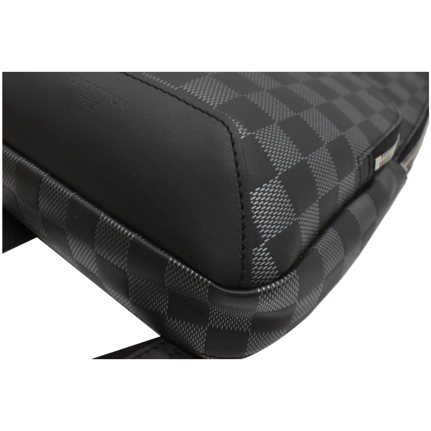 LOUIS VUITTON Avenue Sling Damier Graphite Crossbody Bag Black - 15% OFF