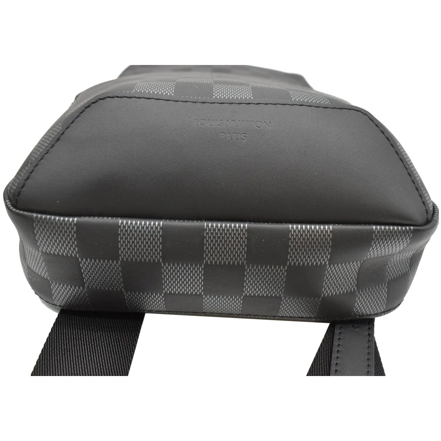 LOUIS VUITTON Avenue Sling Damier Graphite Crossbody Bag Black - 15% OFF
