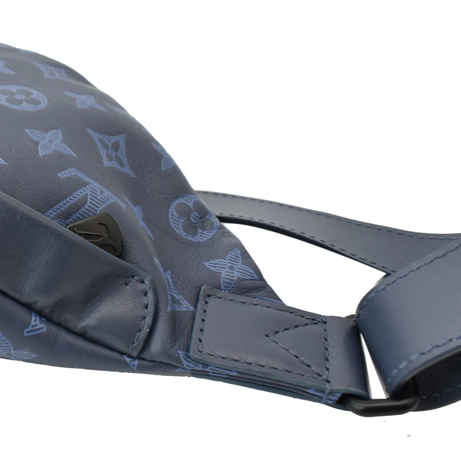 LOUIS VUITTON Discovery Monogram Shadow Leather Bumbag Navy Blue