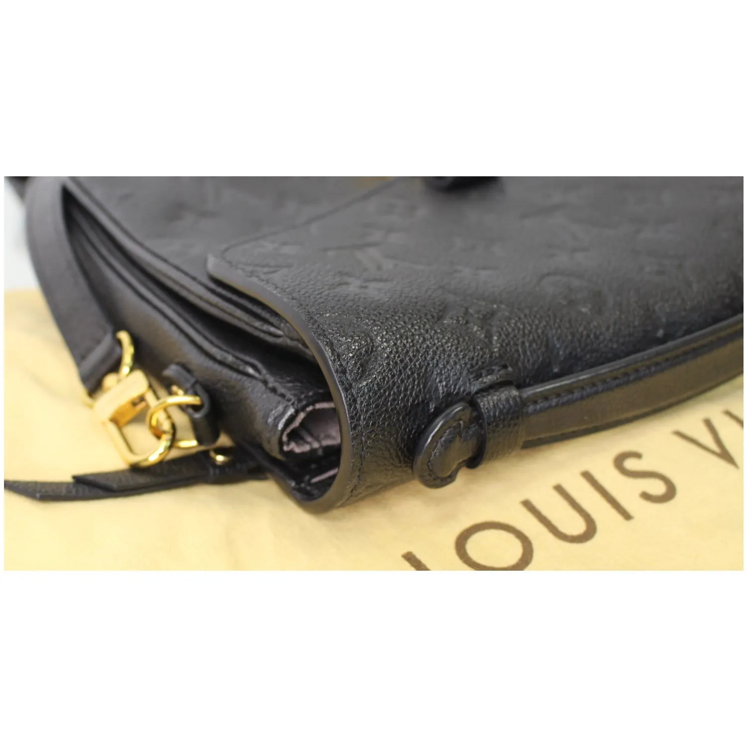 LOUIS VUITTON Metis Pochette Empreinte Leather Crossbody Bag Black - 15% OFF