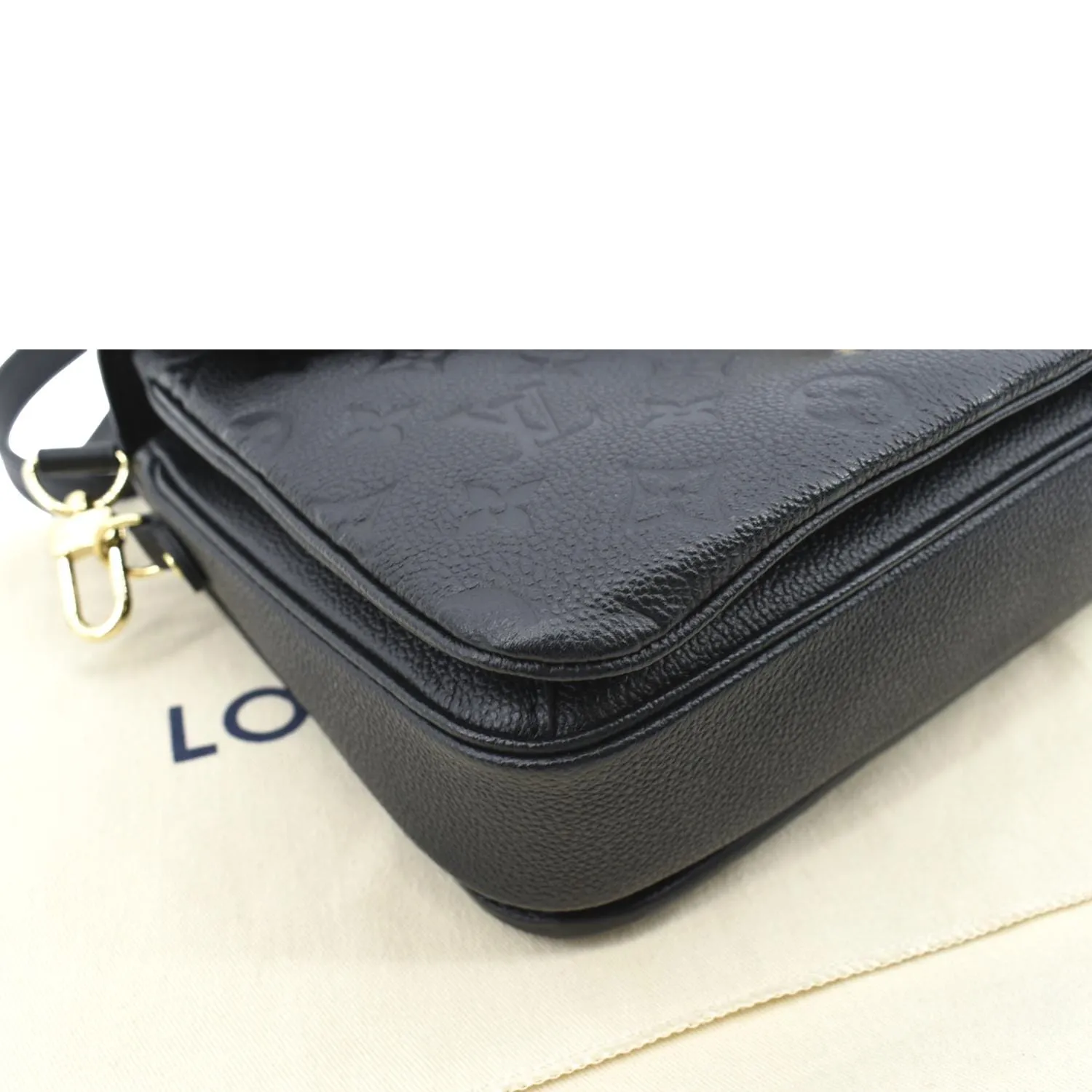 LOUIS VUITTON Metis Pochette Empreinte Leather Crossbody Bag Black
