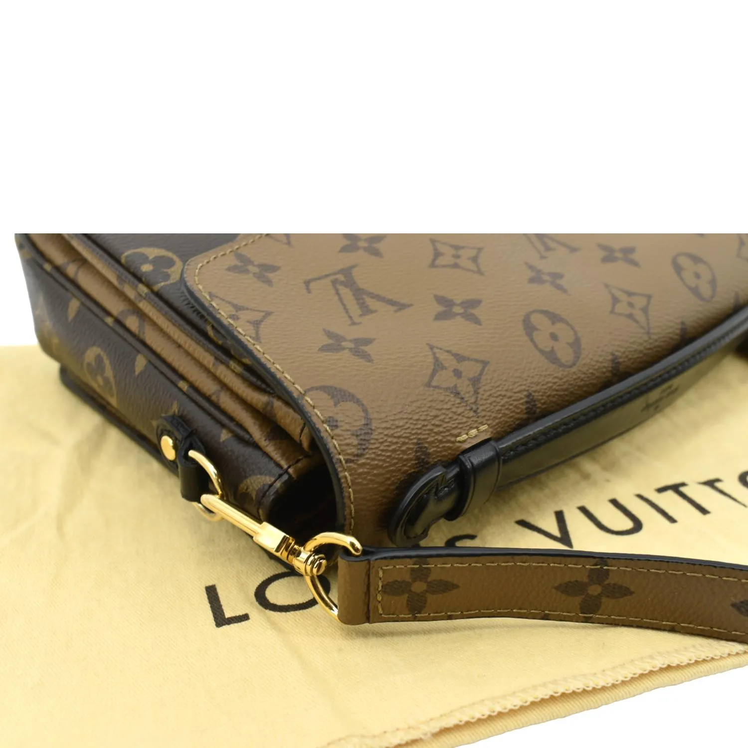 LOUIS VUITTON Metis Pochette Reverse Monogram Canvas Crossbody Bag Brown