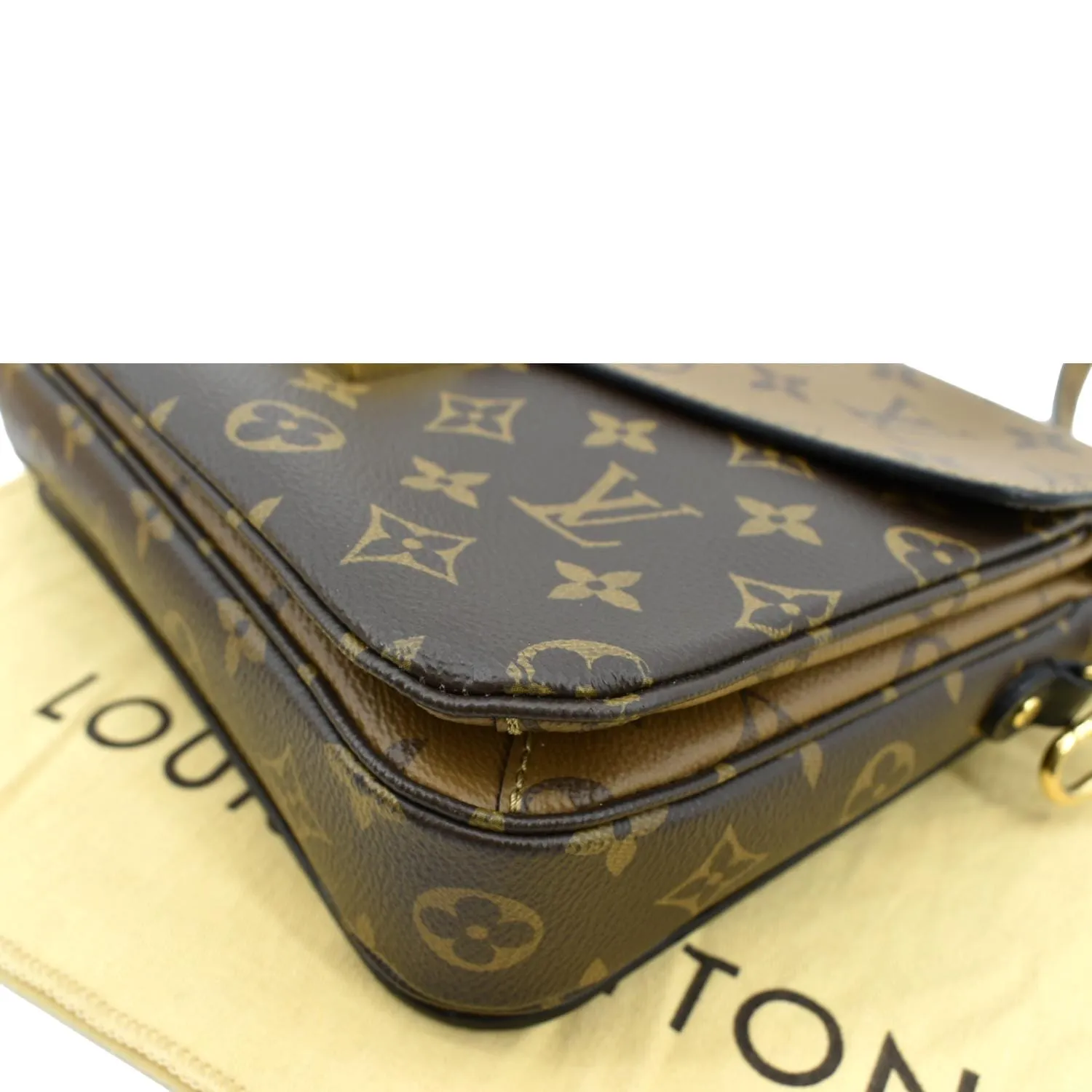 LOUIS VUITTON Metis Pochette Reverse Monogram Canvas Crossbody Bag Brown