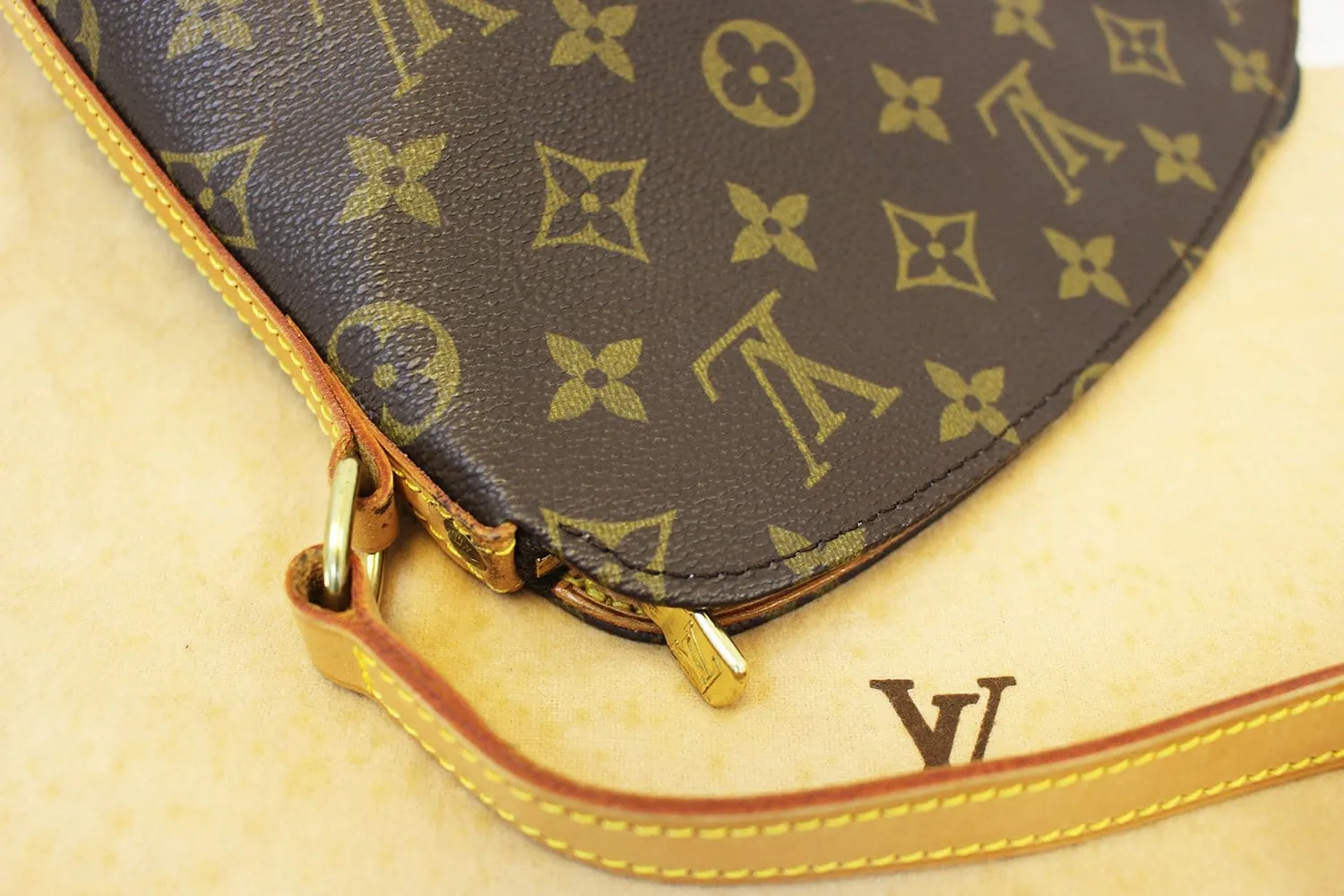 LOUIS VUITTON Monogram Drouot Shoulder Bag