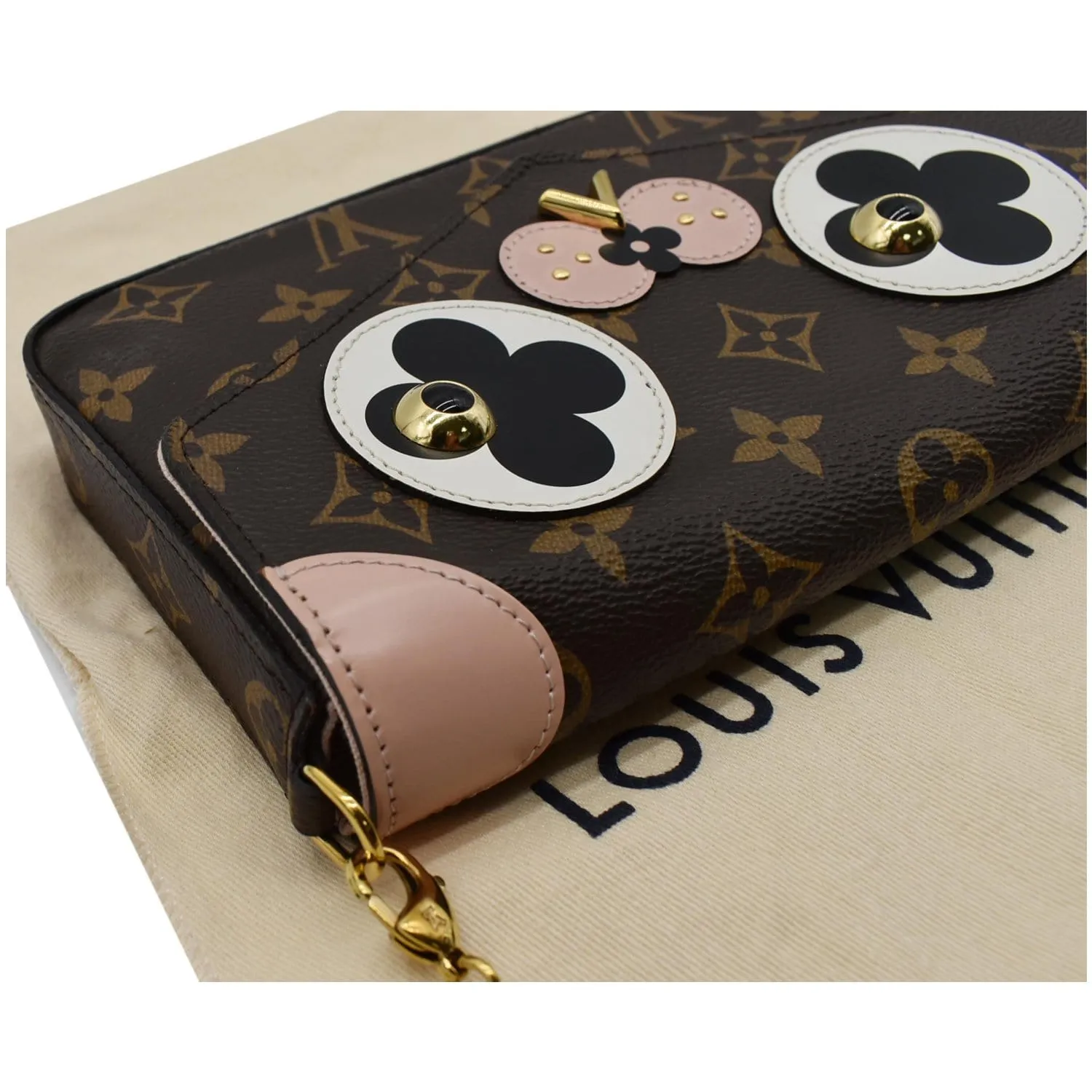 LOUIS VUITTON Pochette Felicie Dog Monogram Chain Crossbody Bag Brown