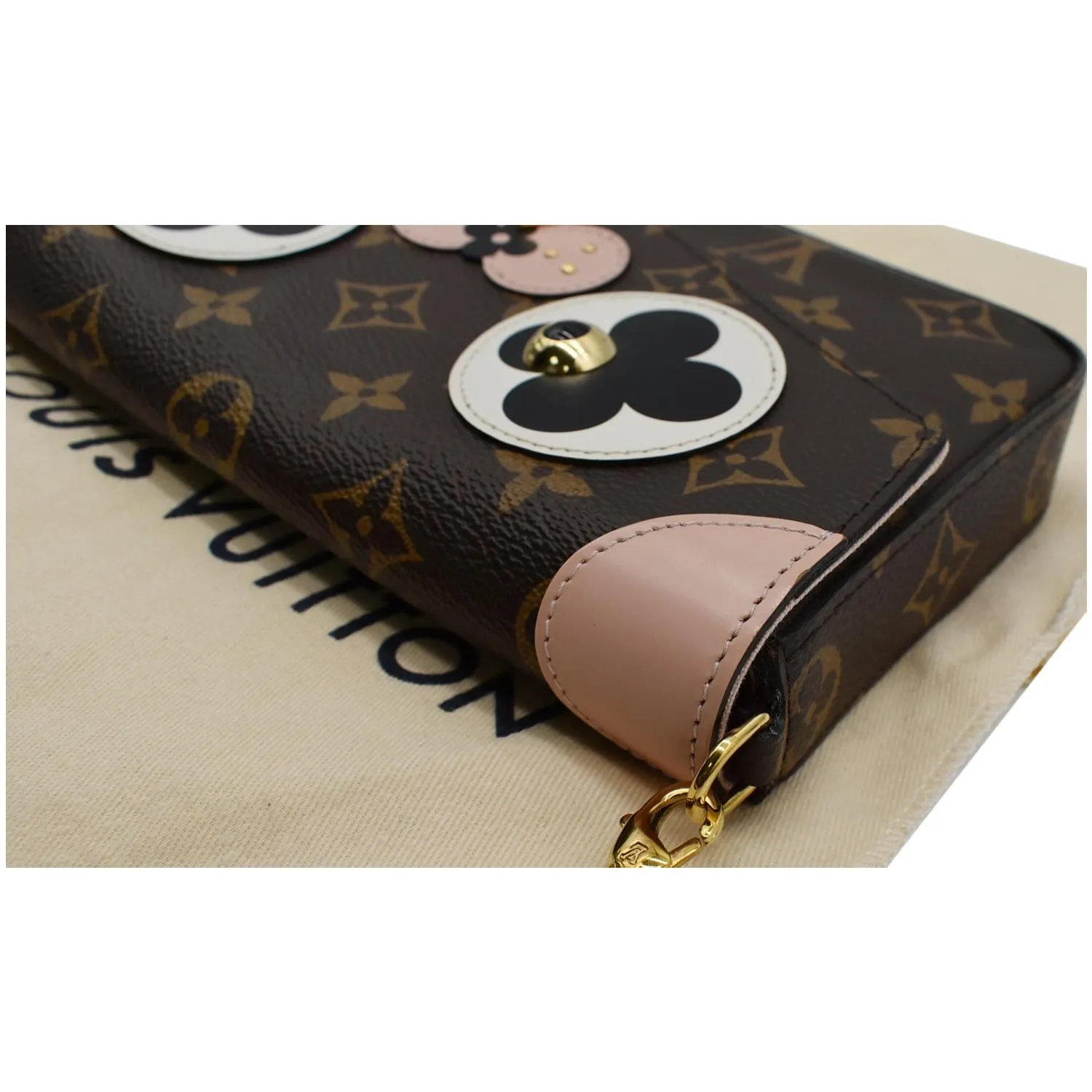 LOUIS VUITTON Pochette Felicie Dog Monogram Chain Crossbody Bag Brown