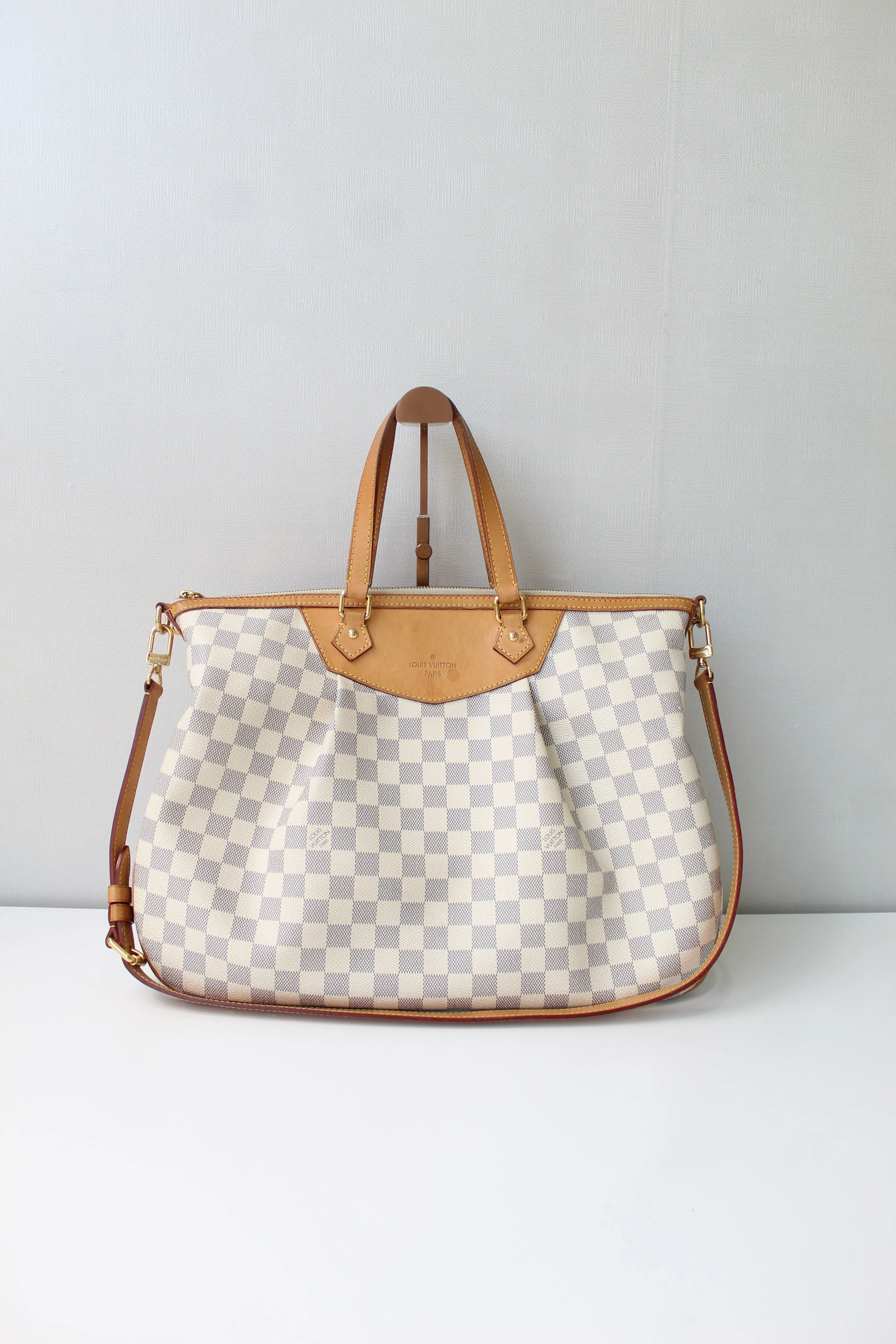 Louis Vuitton Siracusa GM